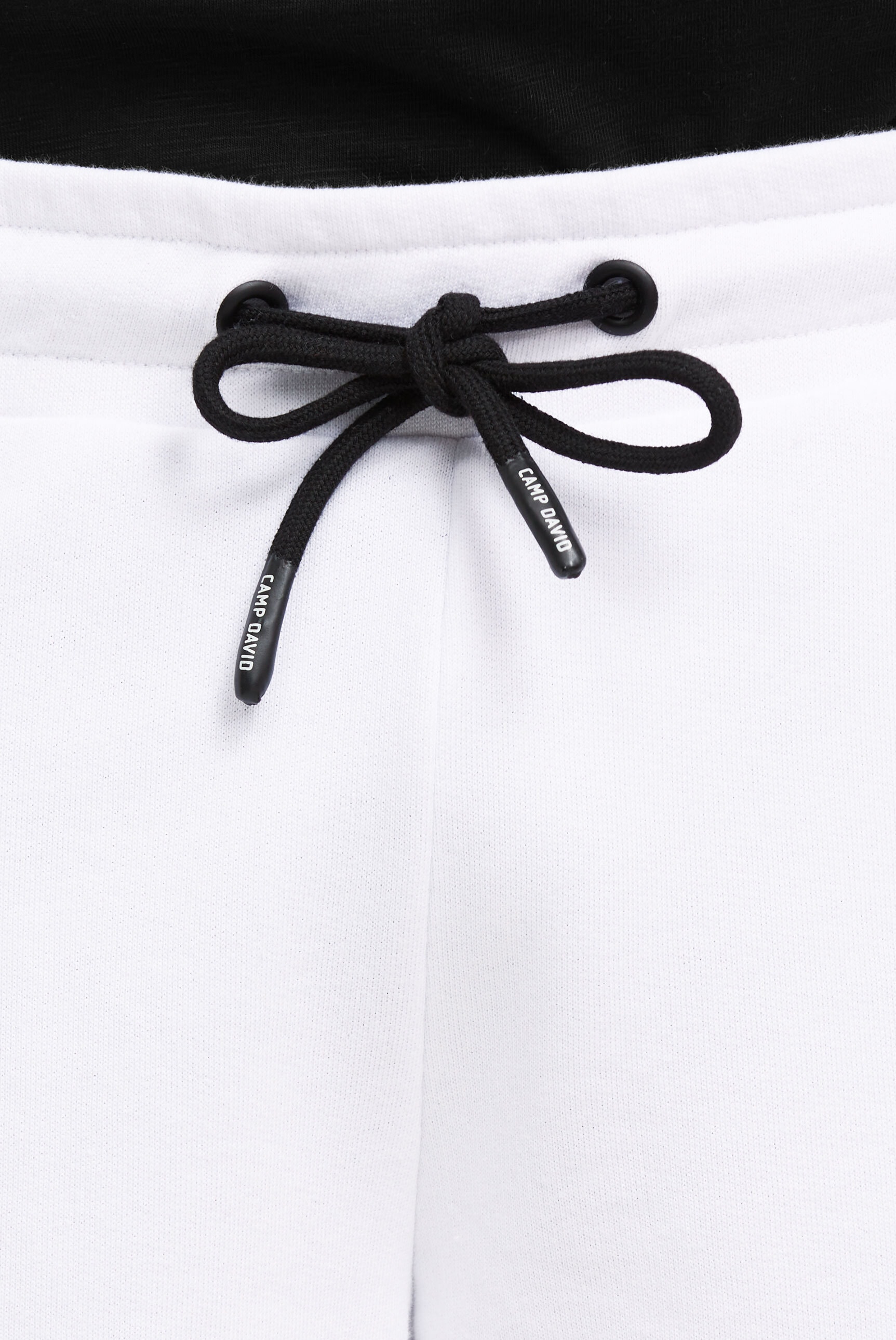 CAMP DAVID Sweatshorts  mit Elastikbund & seitlichen Taschen