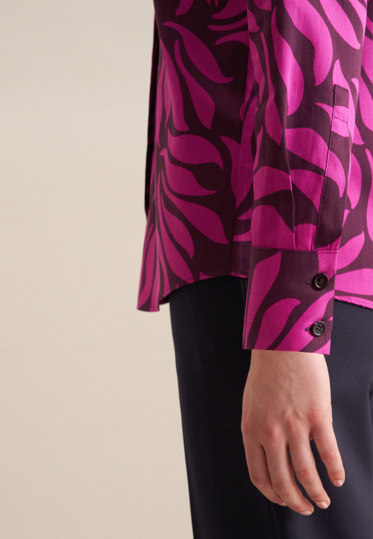 seidensticker Hemdbluse »Schwarze Rose«, Langarm Kragen Druck