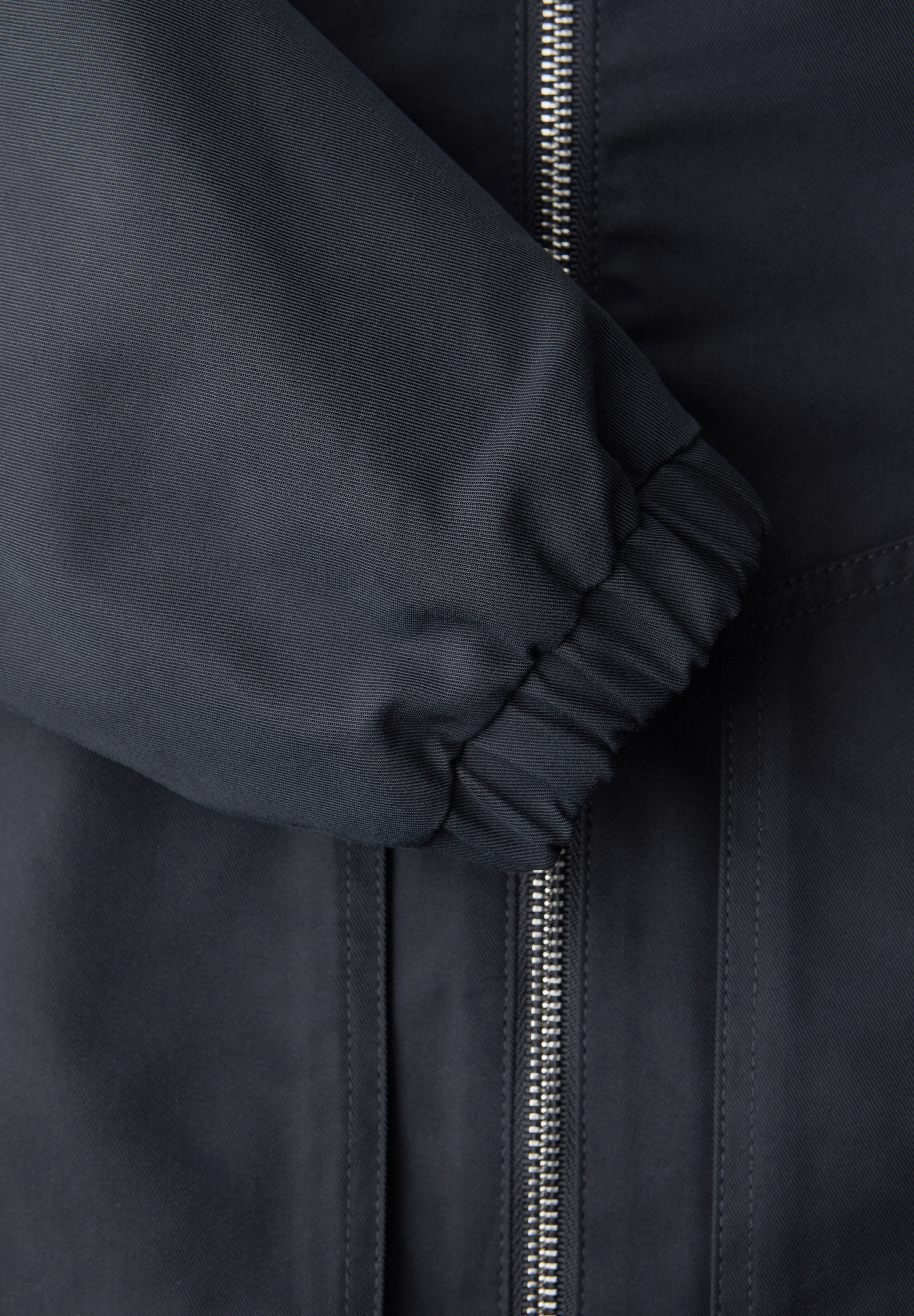 STREET ONE Kurzjacke mit Kapuze im soften Baumwoll-Mix