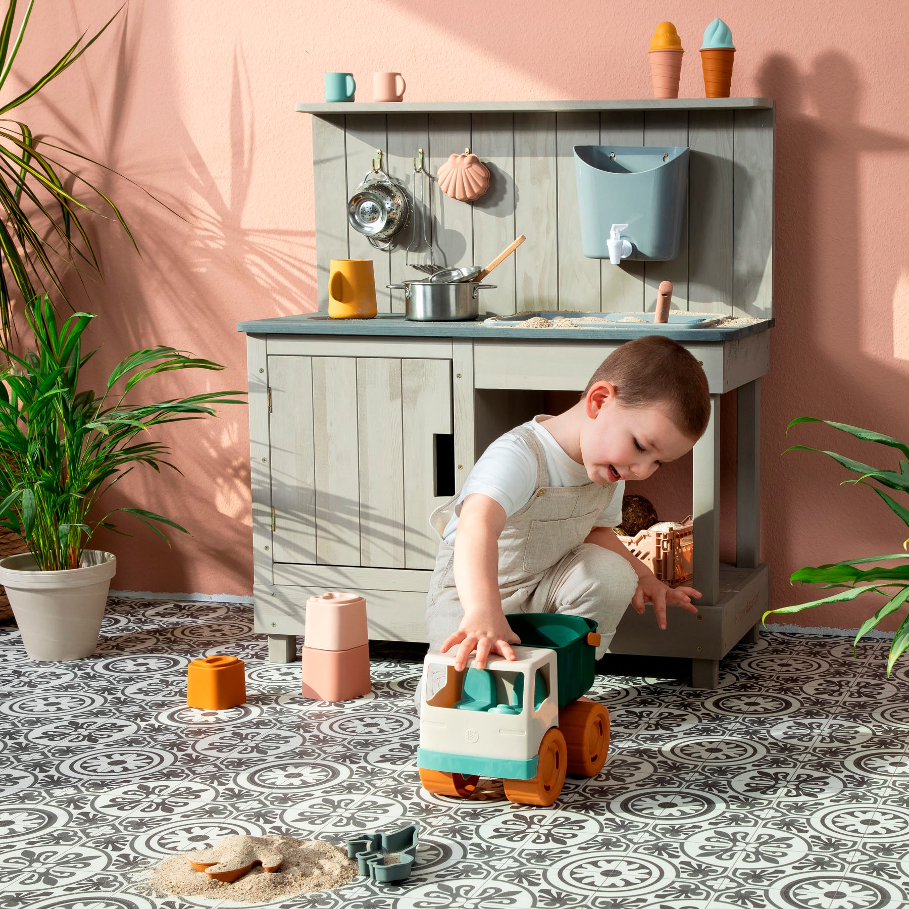 MUDDY BUDDY® Outdoor-Spielküche »Mud Expert, warmgrau«, FSC® - schützt Wald - weltweit