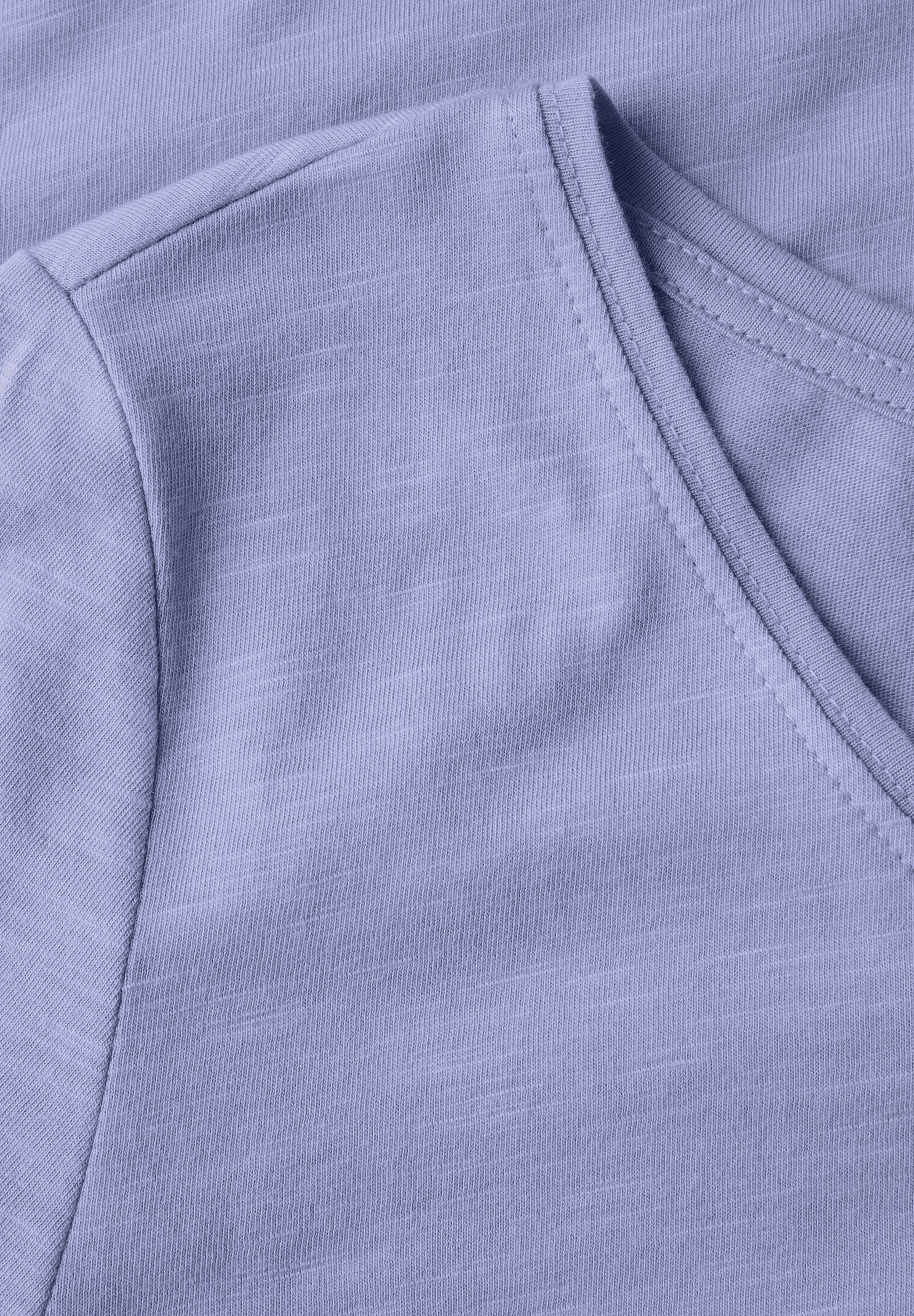 STREET ONE V-Shirt, mit abgerundetem V-Ausschnitt