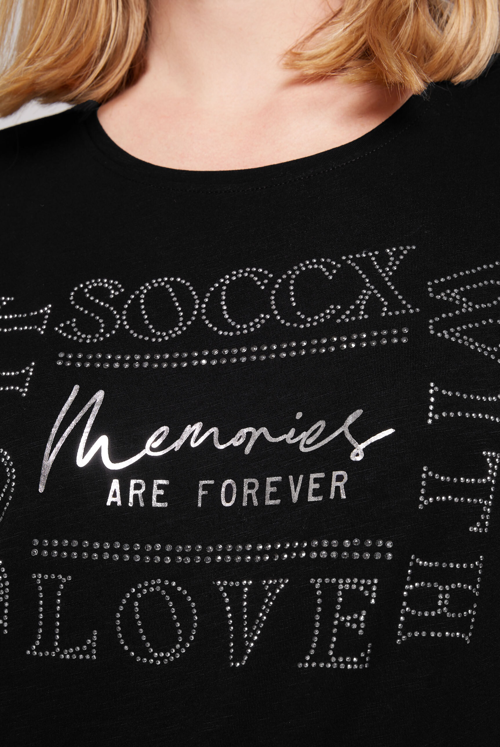 BAUR kaufen SOCCX Rundhalsshirt, Rückenpartie mit | längerer online