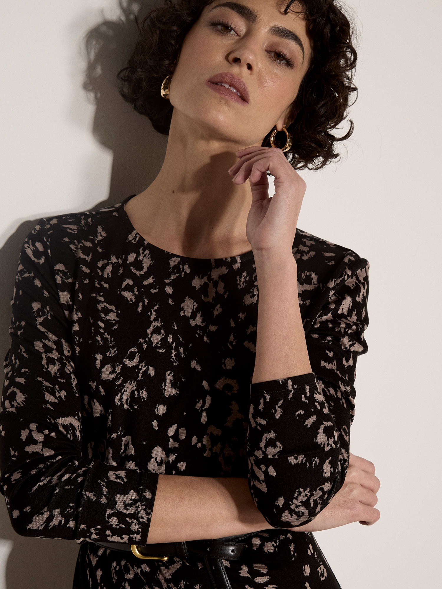 Apricot Women's Jersey Knit Leopard Print Maxi Dress in Black | Size: 8