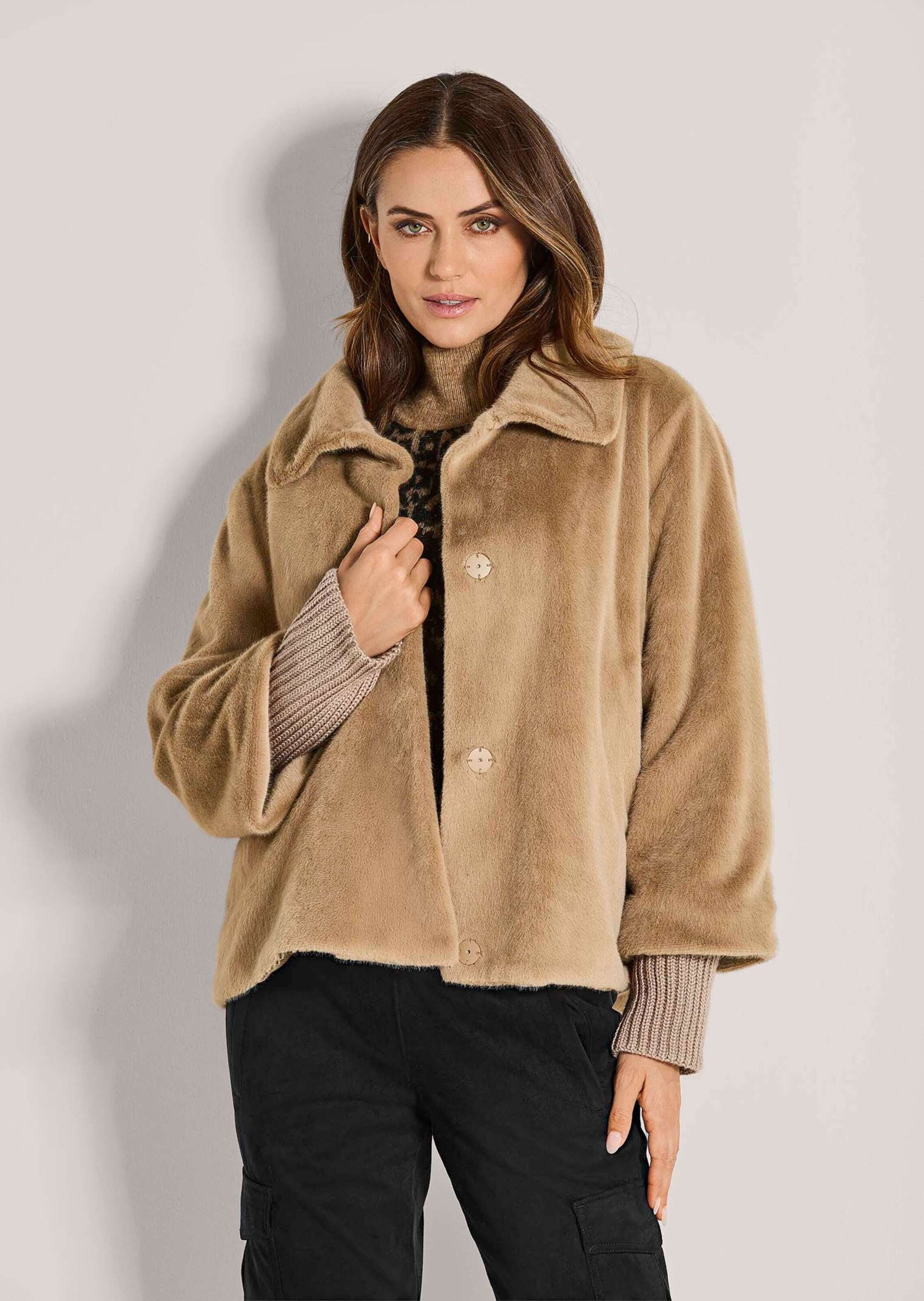 Thumbnail - MADELEINE Kurzjacke "Kurzmantel Elegante Damenjacke in Felloptik" Felloptik