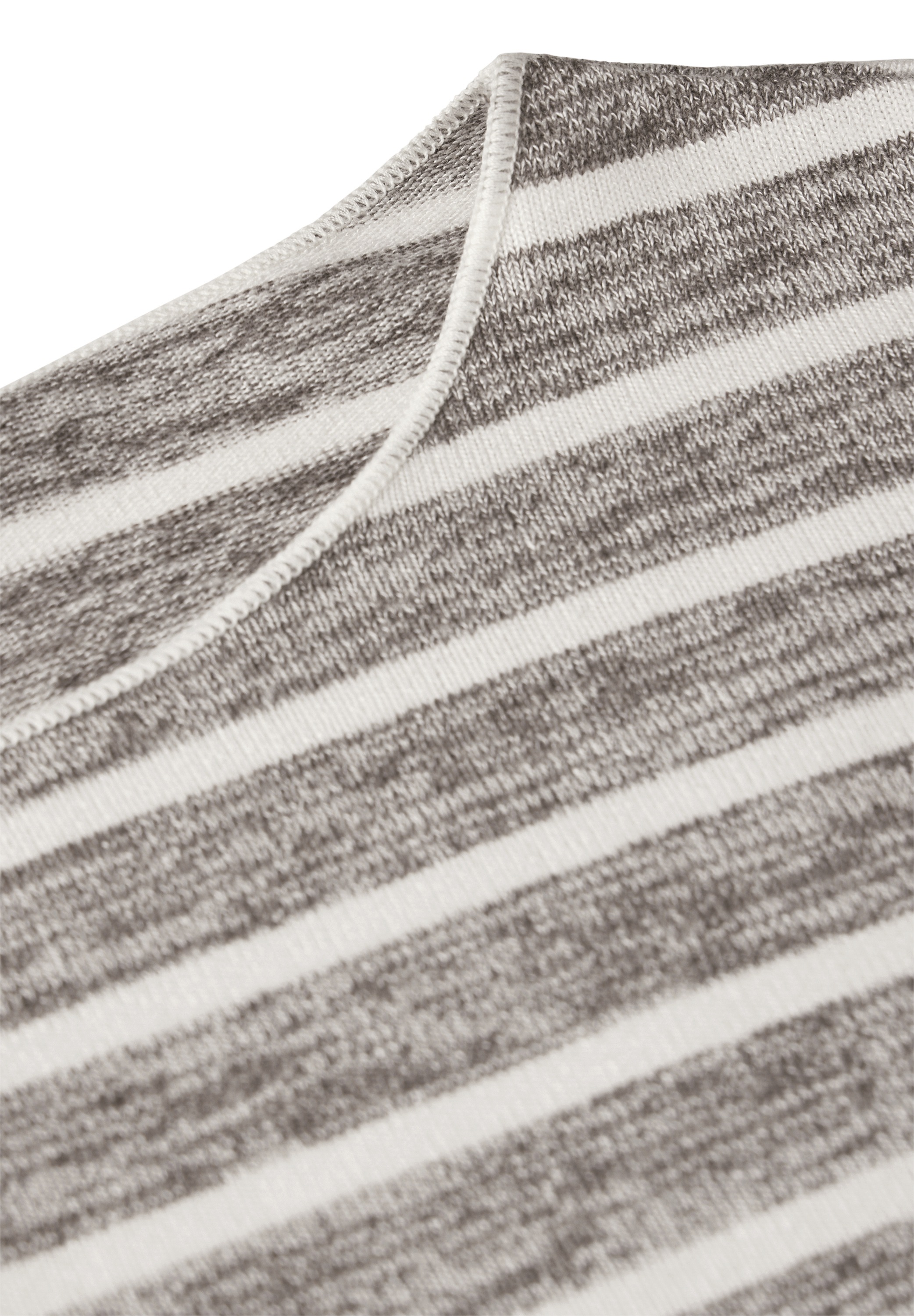 STREET ONE Langarmshirt, aus softem Materialmix
