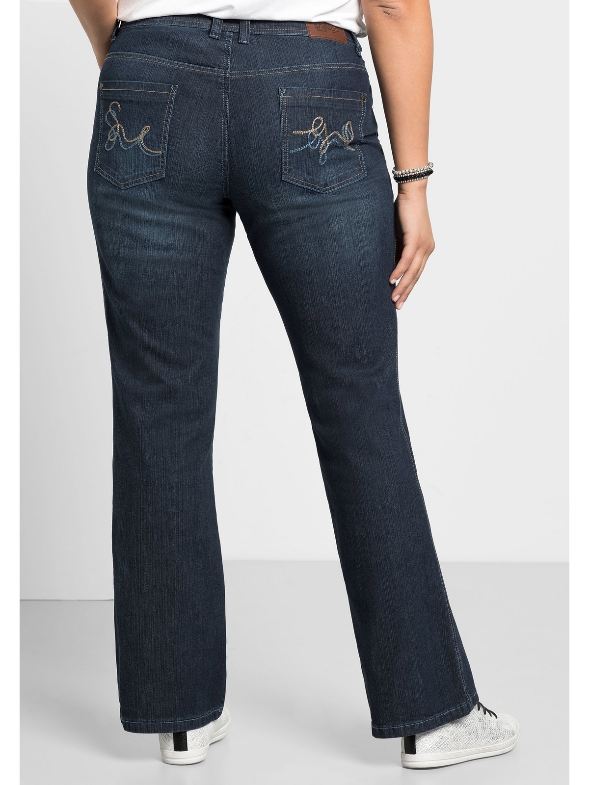 Sheego Stretch-Jeans BAUR | »Große Used-Effekten mit Größen«, kaufen online