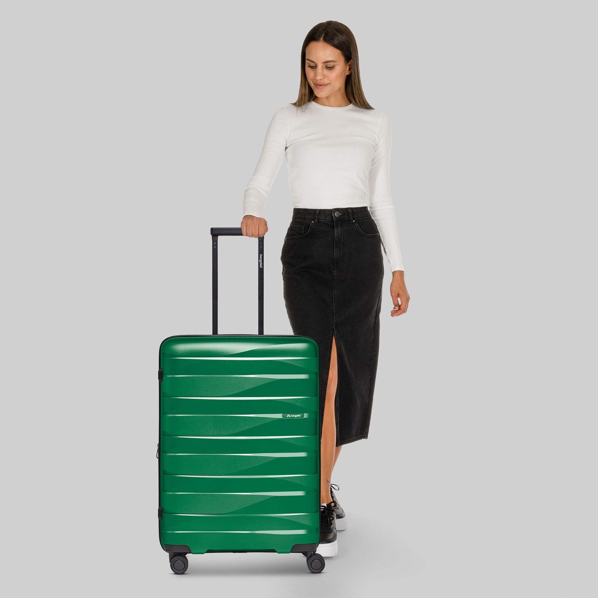 Bergpfeil Trolley »Travel 4-Rollen Trolley M 66 cm mit Dehnfalte« 72 l