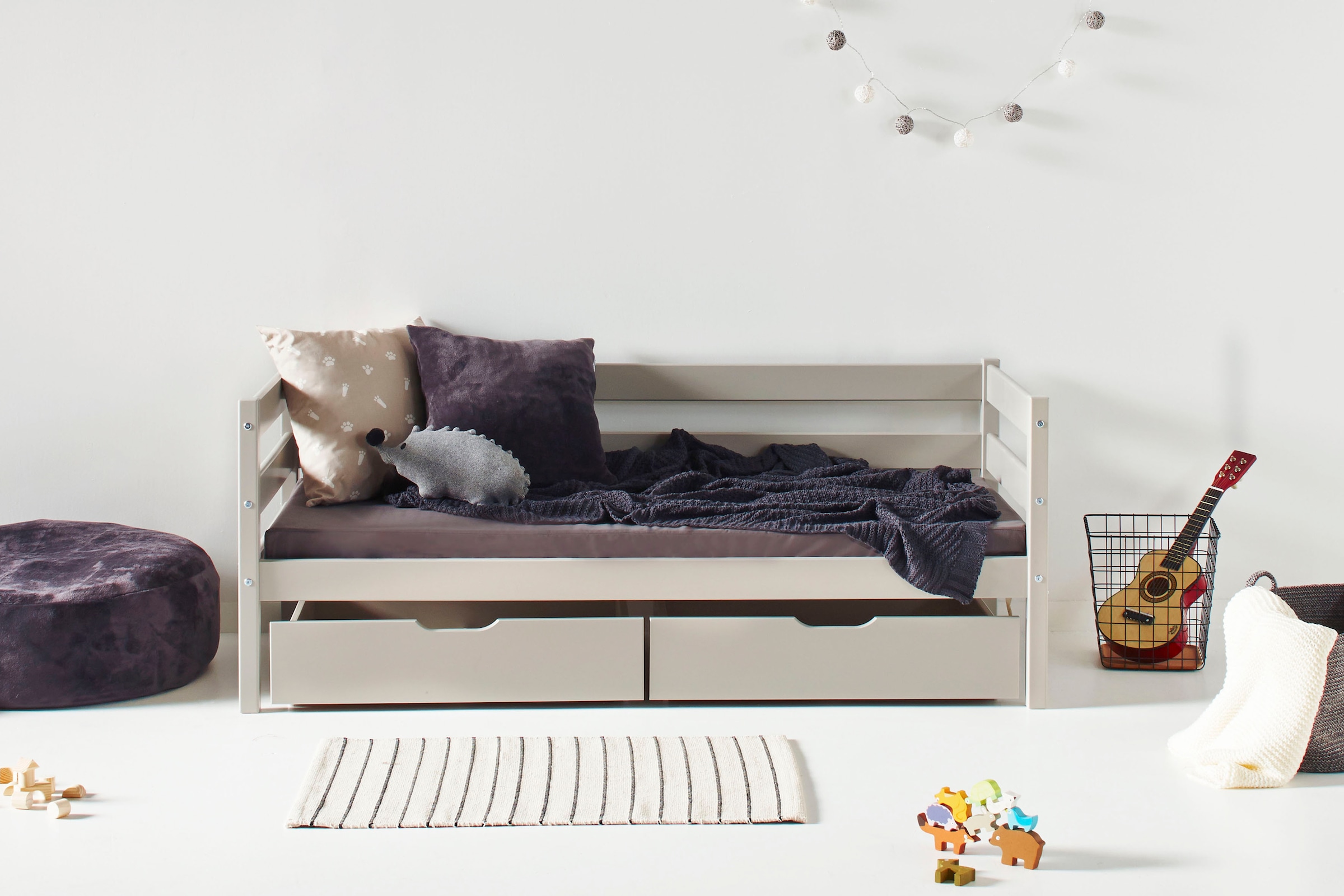 Hoppekids Einzelbett »ECO Comfort Kinderbett, Kiefer Massivholz, Jugendbett inkl. Rollrost«, 70x160 cm, wahlweise in verschieden Farben/ Matratze/ Absturzsicherung