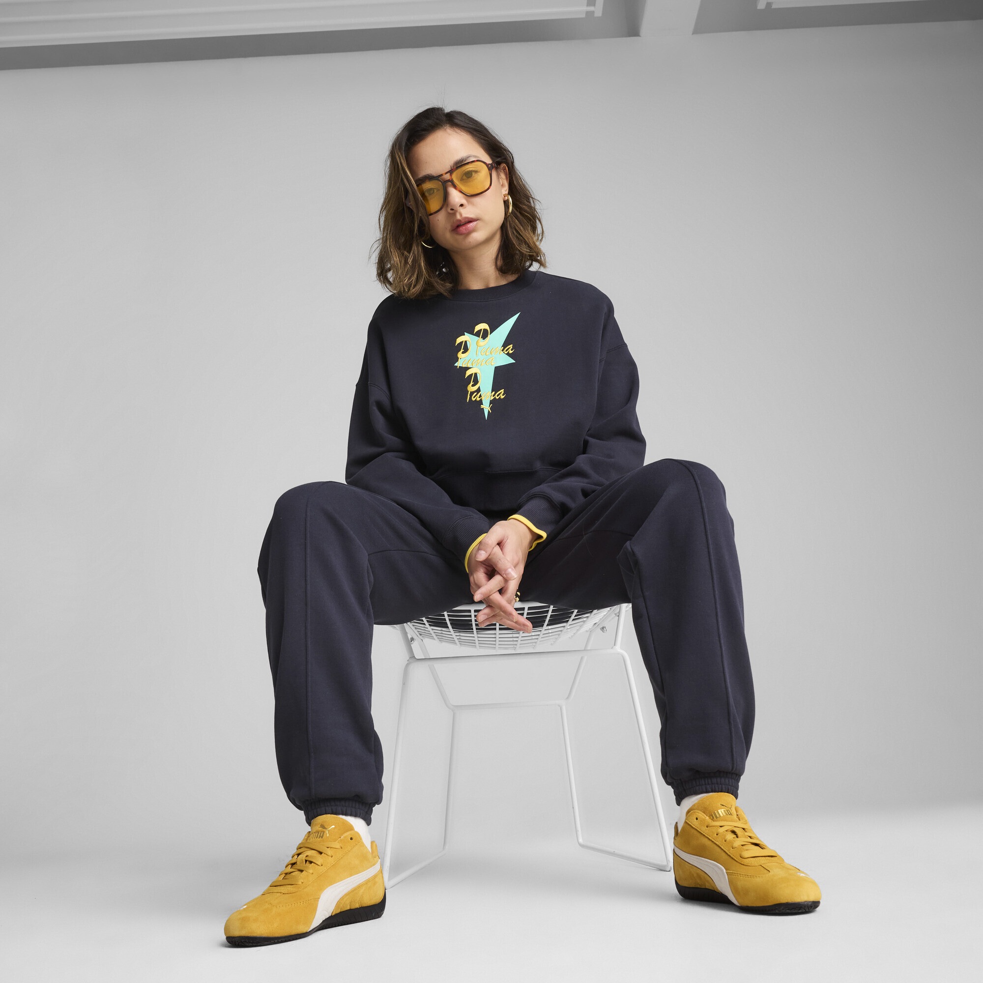 PUMA Sweatshirt »Road To Unity Oversized Sweatshirt Damen«