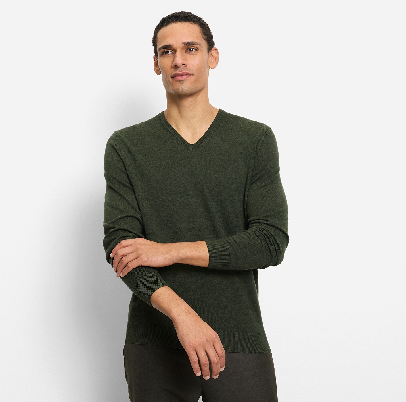 OLYMP V-Ausschnitt-Pullover »OLYMP Strick Casual« aus reiner Wolle
