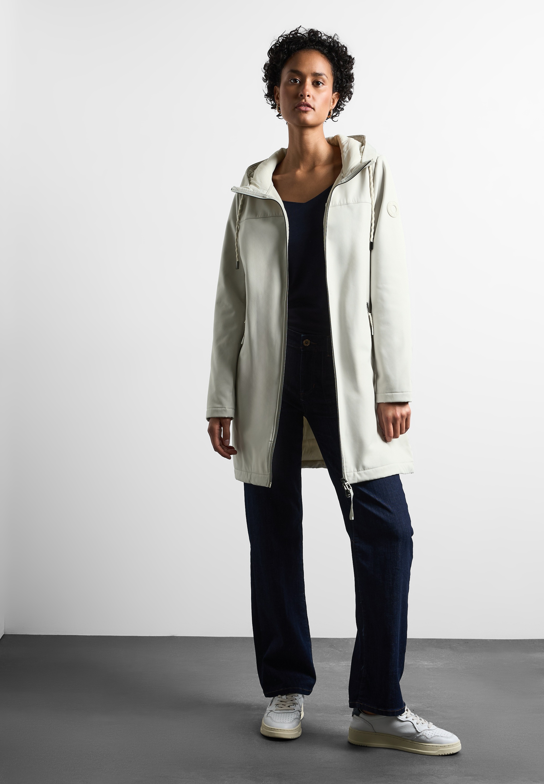 STREET ONE Softshelljacke, mit Kapuze, mit Kapuze mit Tunnelzugband