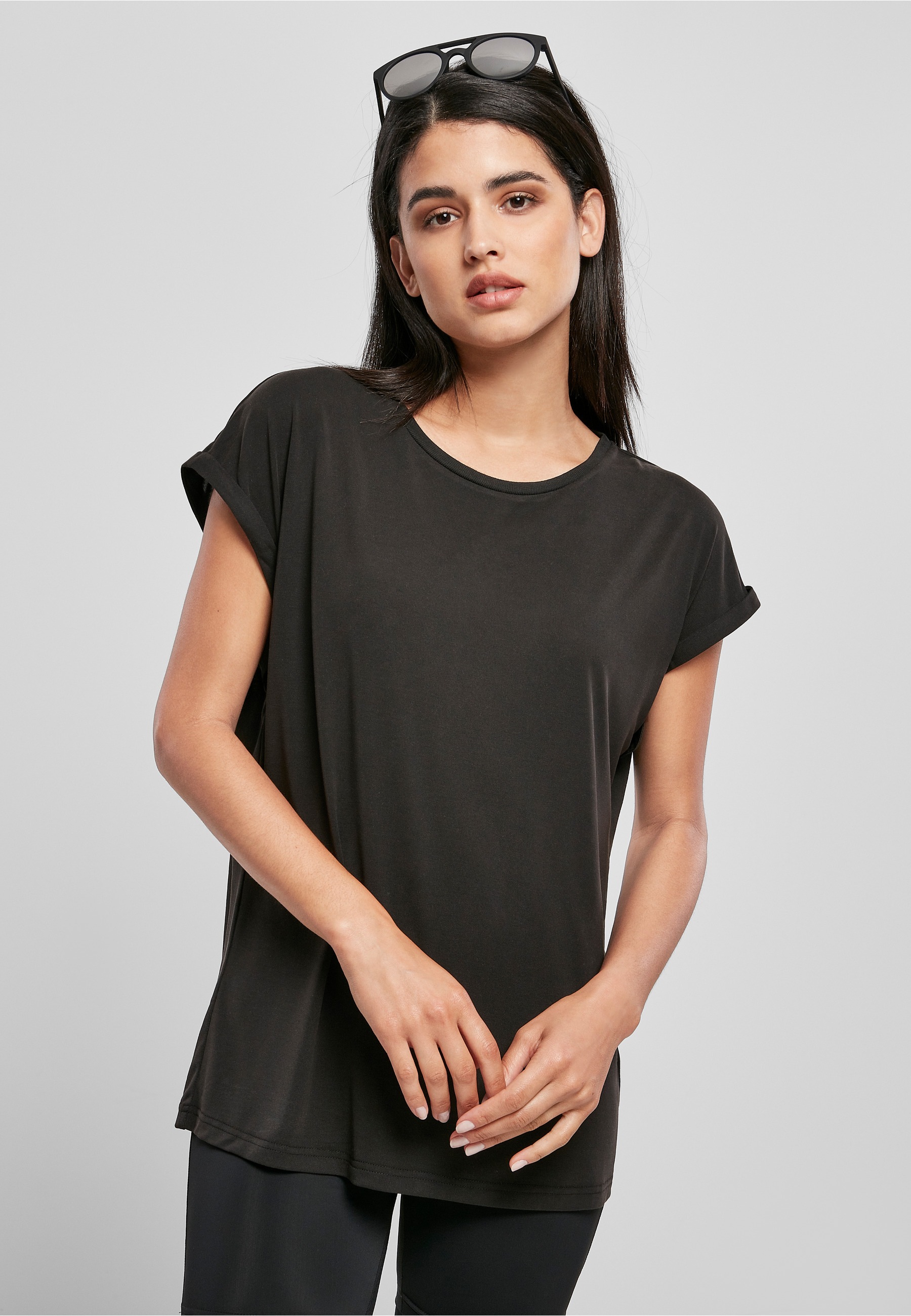 URBAN CLASSICS Kurzarmshirt »Urban Classics Damen Ladies Modal Extended Shoulder Tee« 1