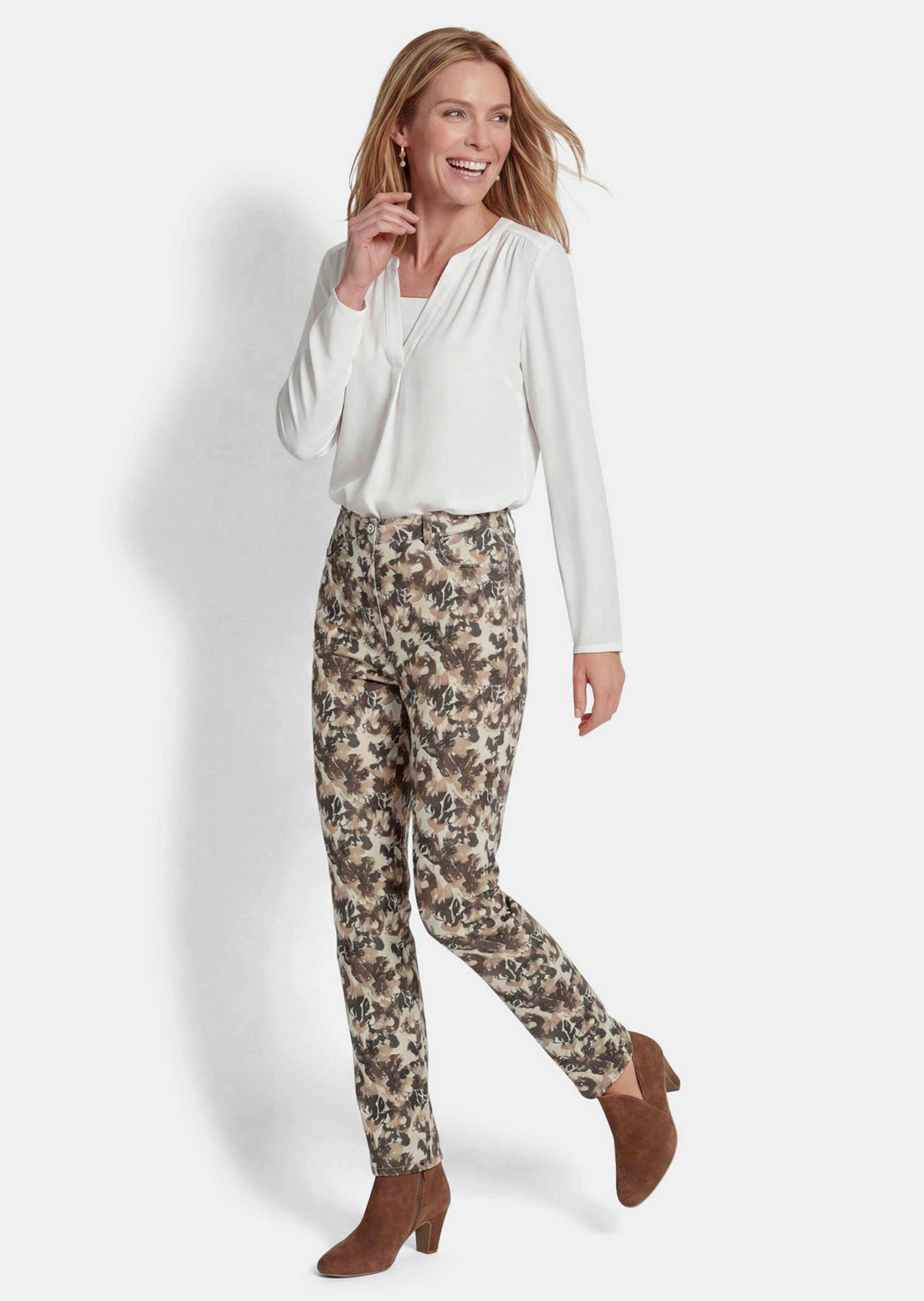 GOLDNER 2-in-1-Hose »Kurzgröße Druckhose LOUISA im Jeans-Look«  kombistarker Alloverprint
