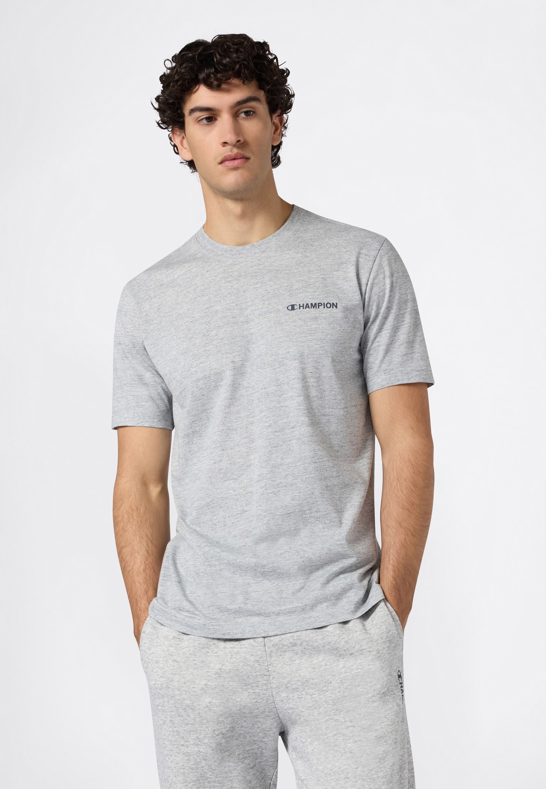 Champion T-Shirt "Graphic Crewneck T-Shirt" mit Rundhalsausschnitt, Kurzarm, aus Baumwolle