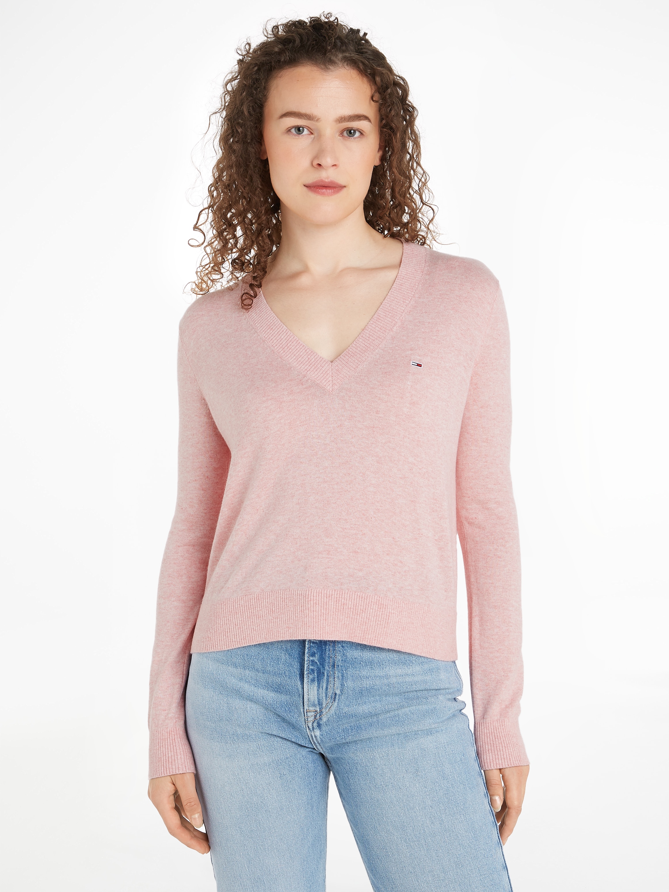 Tommy Jeans Strickpullover "TJW ESSENTIAL VNECK SWEATER EXT", mit Logostickerei