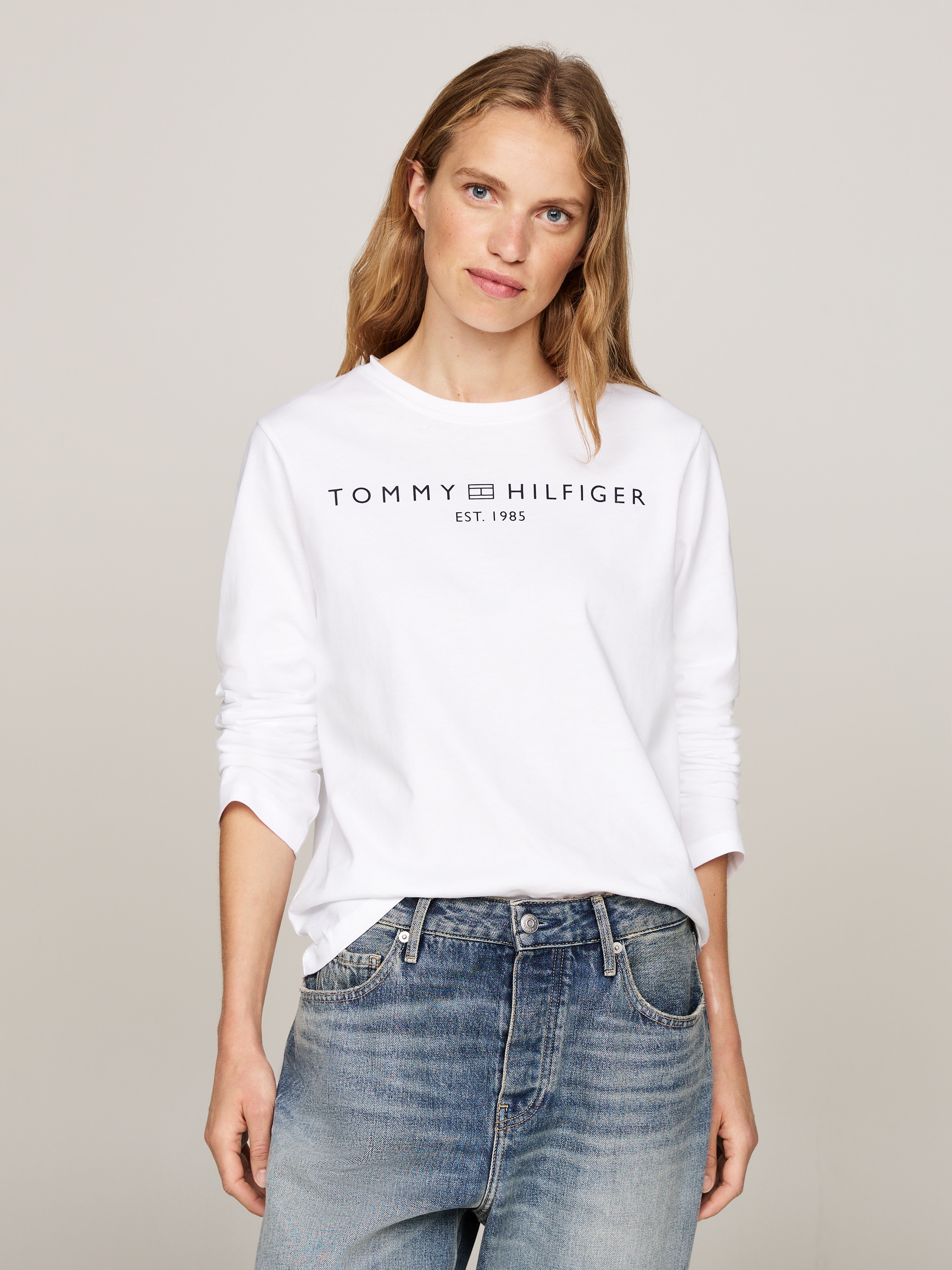 Tommy Hilfiger Langarmshirt "REG CORP LOGO C-NK LS", mit Logoschriftzug günstig online kaufen