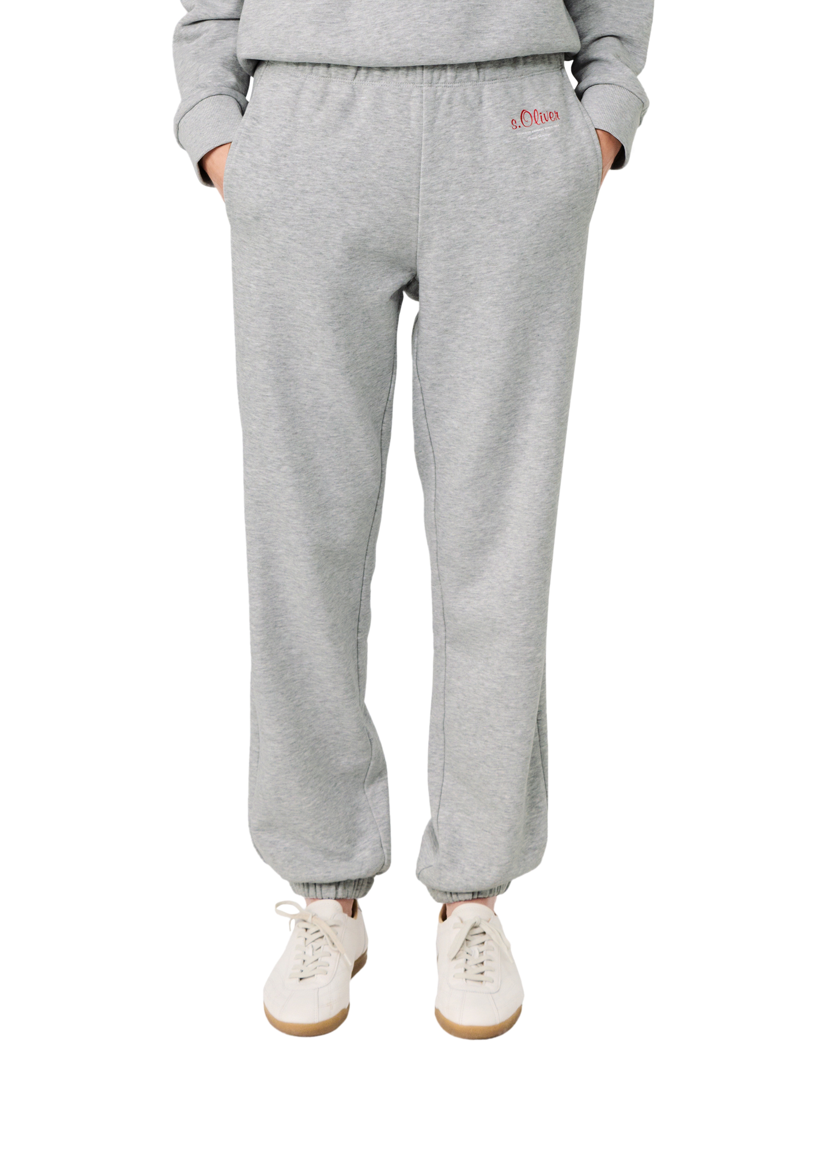 s.Oliver Jogginghose "s.Oliver X Heidi Klum Joggpants mit Logo" mit elastischen Bündchen und kleinem Logoprint