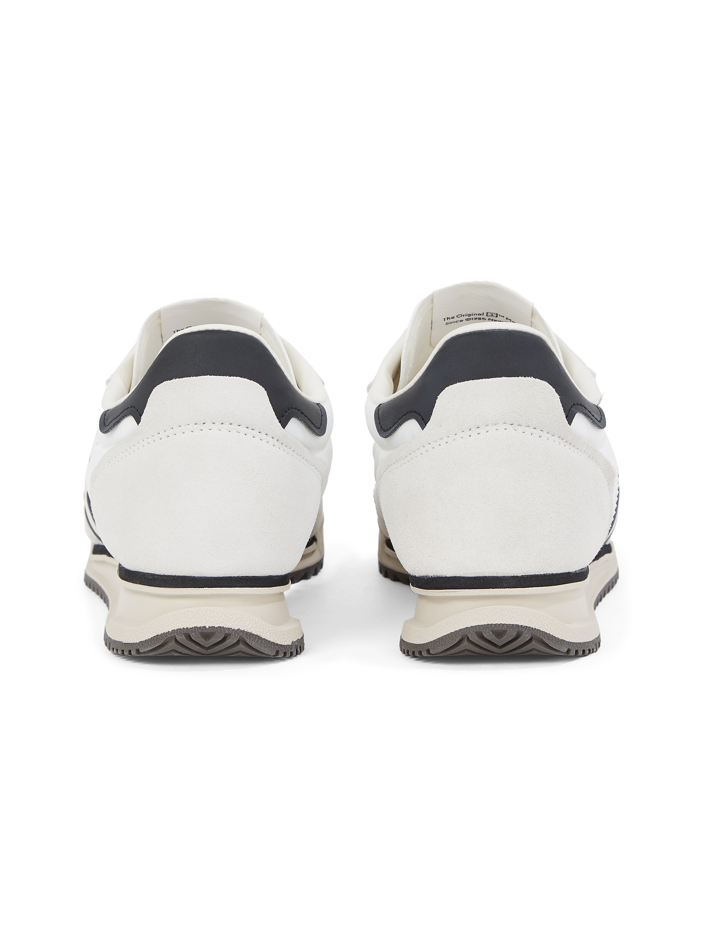 Tommy Jeans Sneaker »TJM RETRO RUNNER CLEATED«, Freizeitschuh, Halbschuh, Schnürer mit Kontrastbesatz
