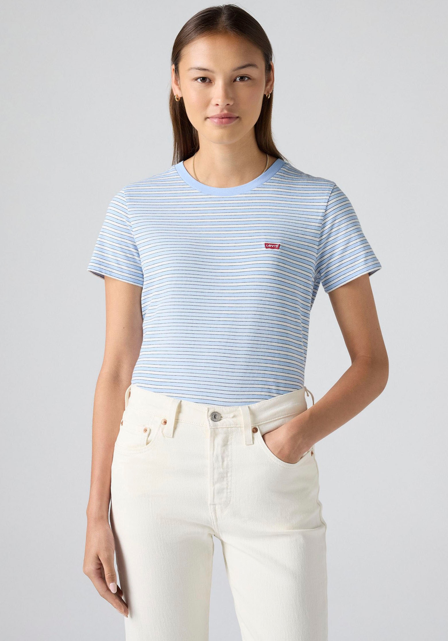 Levis T-Shirt "The perfect Tee", mit kleiner Logo-Stickerei günstig online kaufen