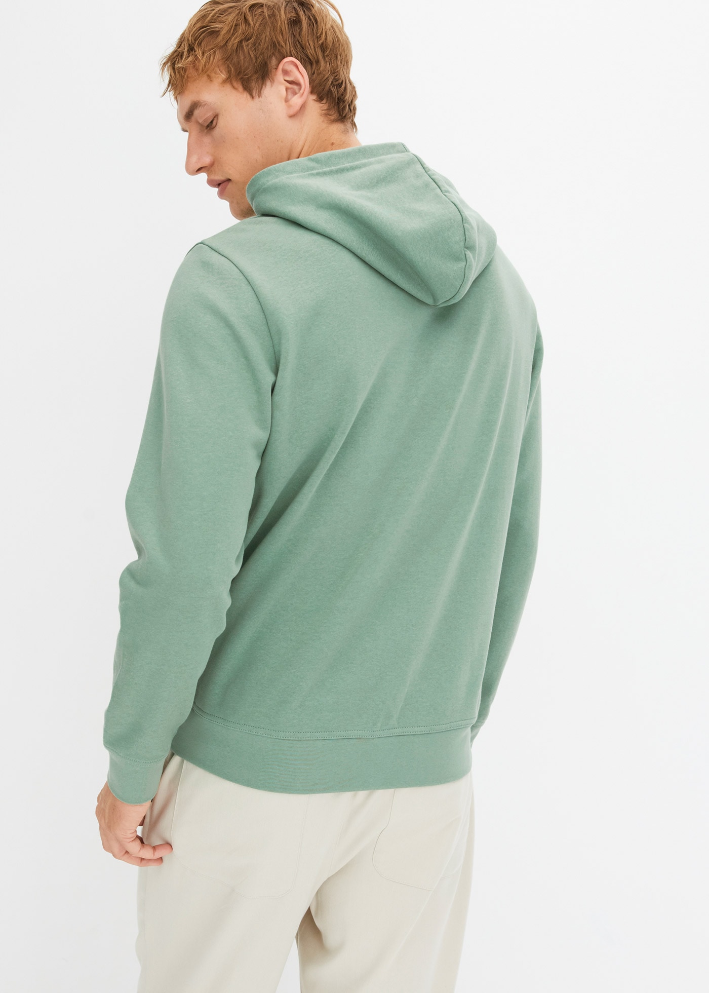 bonprix Hoodie »Hoodie aus reiner Baumwolle«, Regular Fit, mit Kängurutasche, weich angeraute Innenseite
