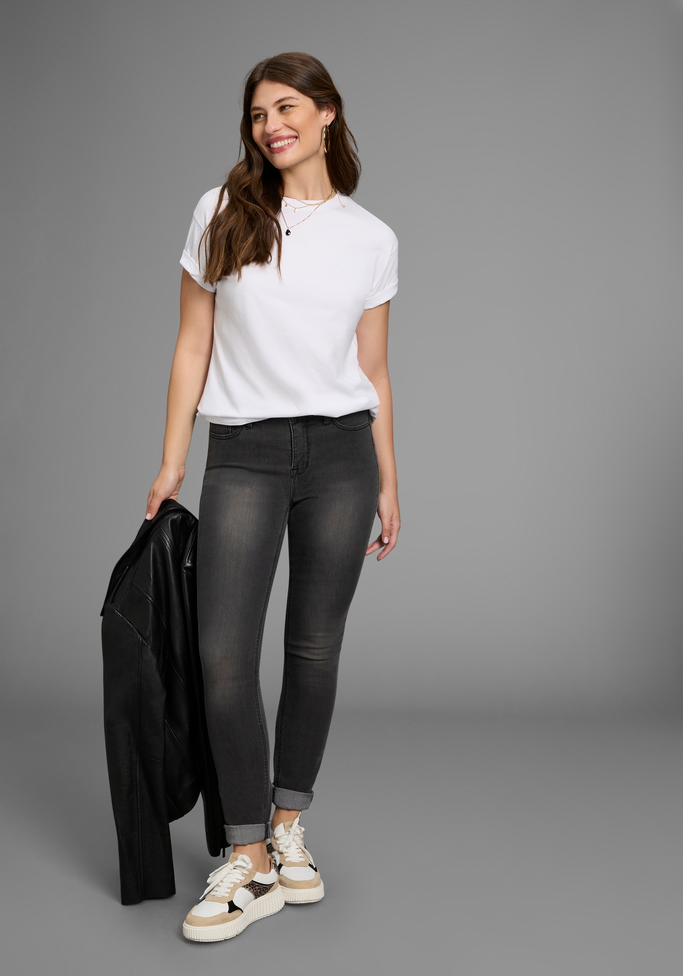 Arizona Slim-fit-Jeans »Shaping«, enge Passform, Röhrenjeans, Used-Look-Waschung, hohe Leibhöhe