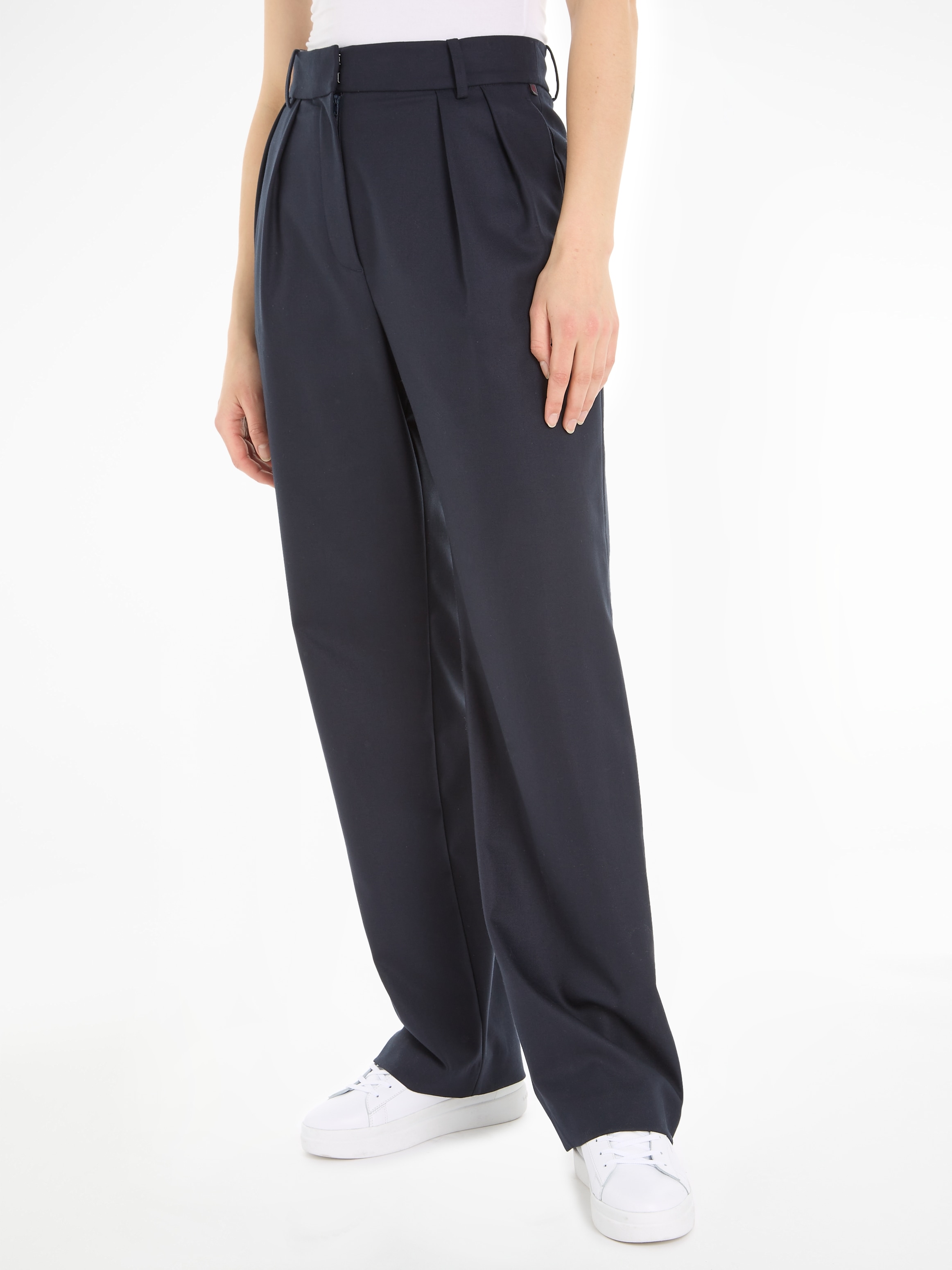 Tommy Hilfiger Webhose "MD CORE RELAXED STRAIGHT PANT", mit Logostickerei a günstig online kaufen