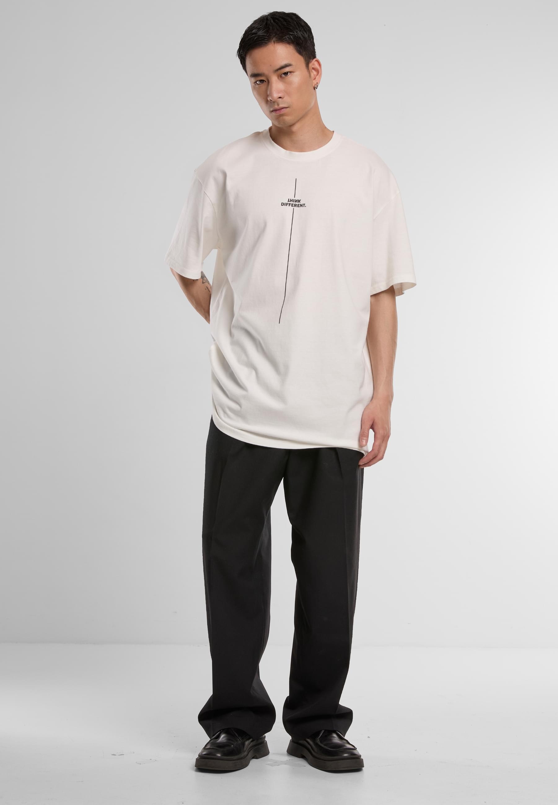 Merchcode T-Shirt »Merchcode Herren Think Different Heavy Oversized Tee«, (1 tlg.)