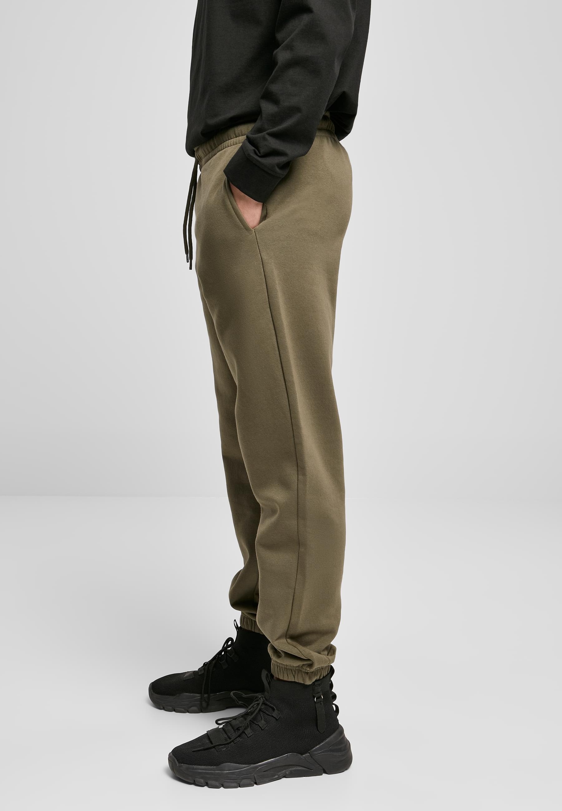 URBAN CLASSICS Stoffhose »Urban Classics Herren Basic Sweatpants 2.0«, (1 tlg.)