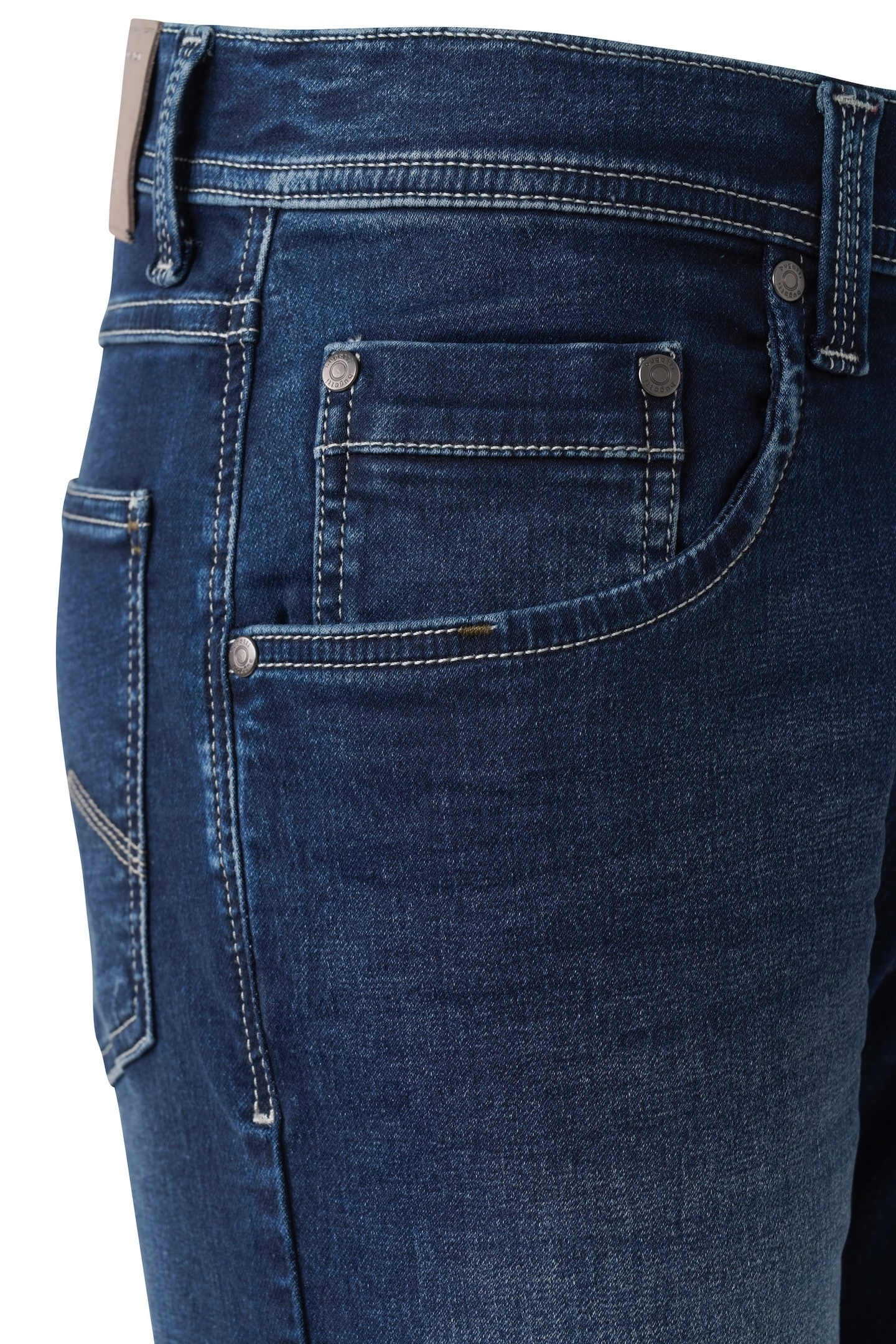 bugatti Bermudas, im Used-Wash-Design