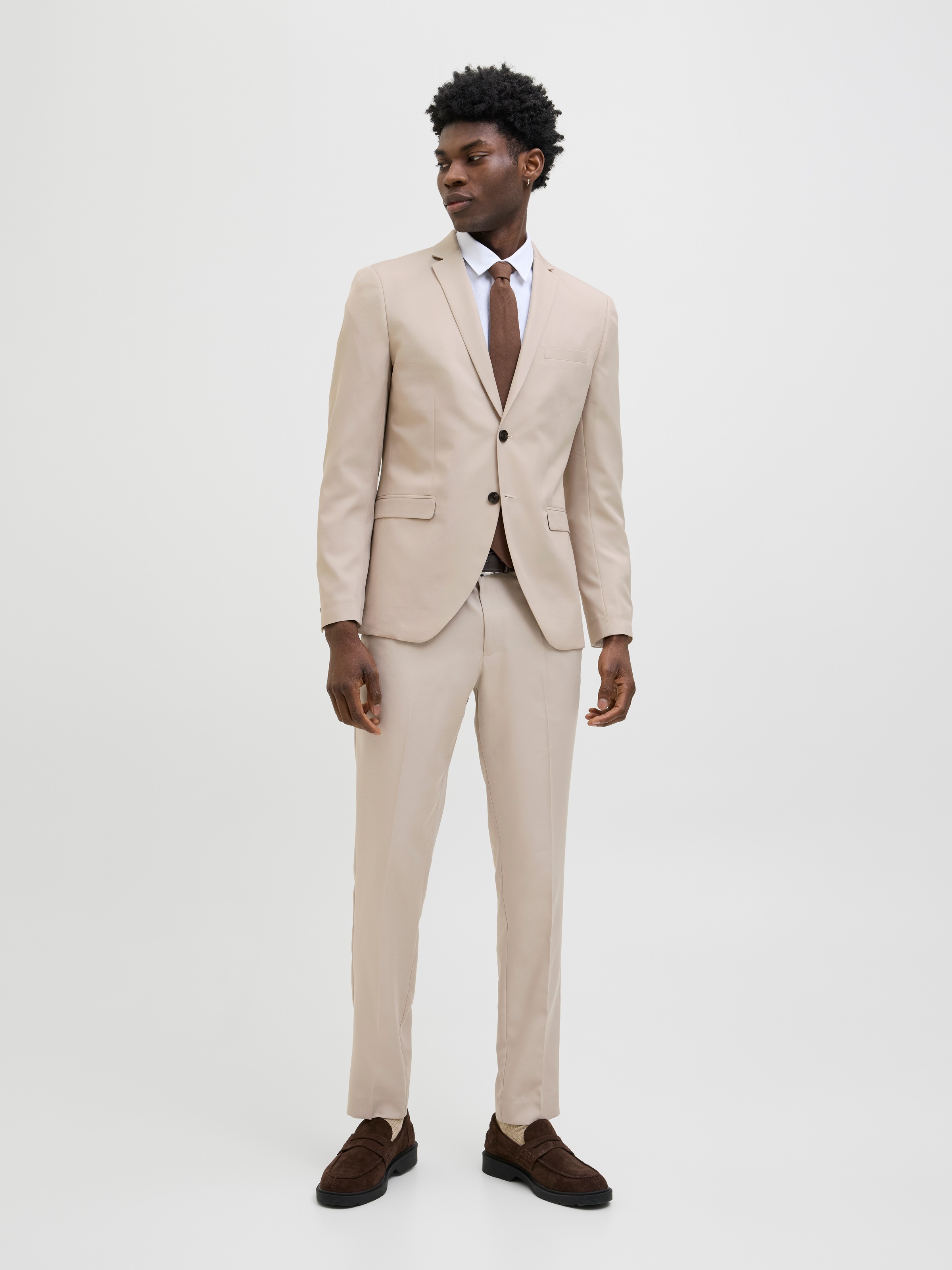 Jack & Jones Anzug »JPRCOSTA SUIT« Set, 2 tlg. tlg. sehr schmal aus Polyester, sehr schmale Passform, mit Reverskragen, Langarm-Sakko
