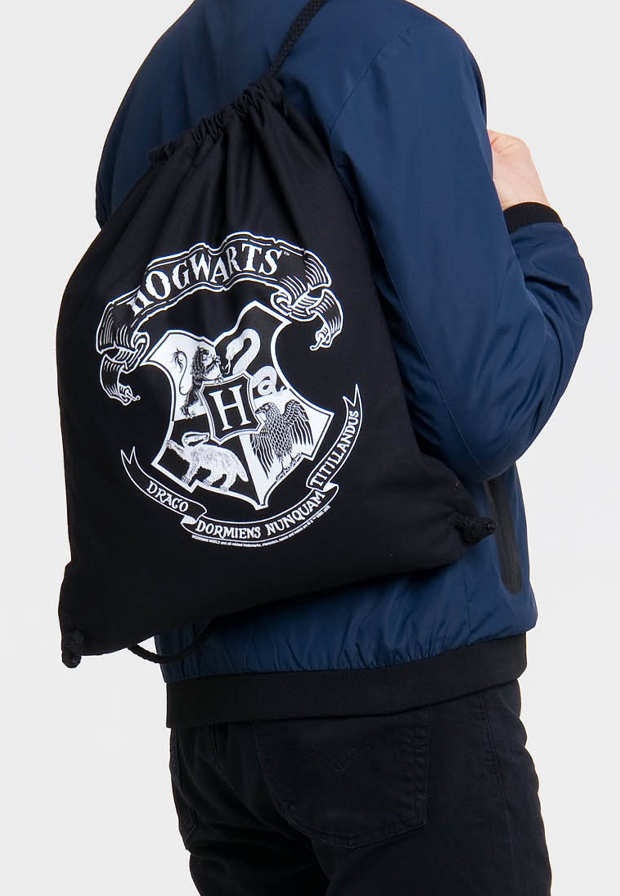 LOGOSHIRT Kulturbeutel »Harry Potter - Hogwarts Logo (Weiß)«, mit coolem Hogwarts-Motiv