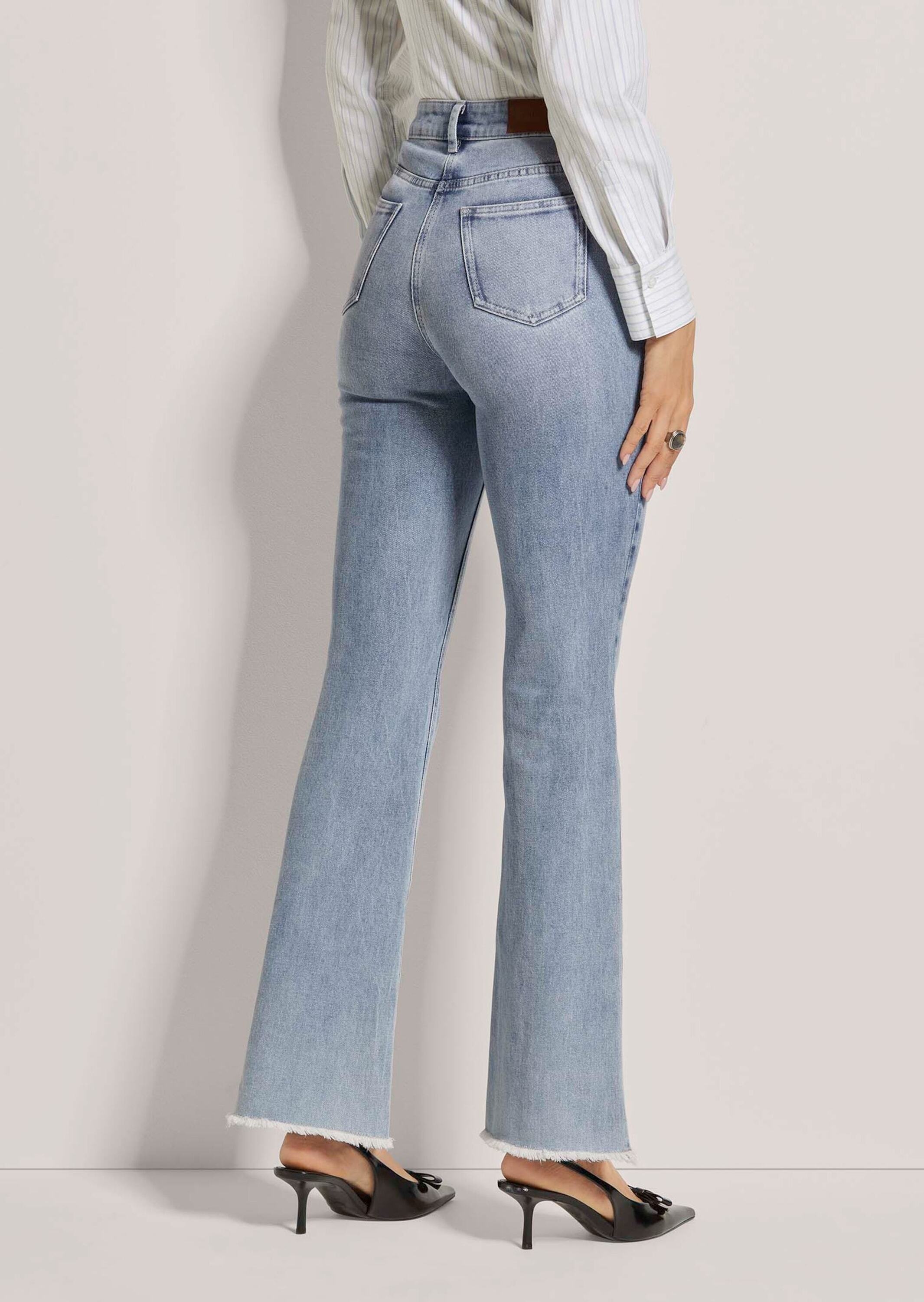 MADELEINE Regular-fit-Jeans »Jeans Weite Jeans - leicht ausgestellt«