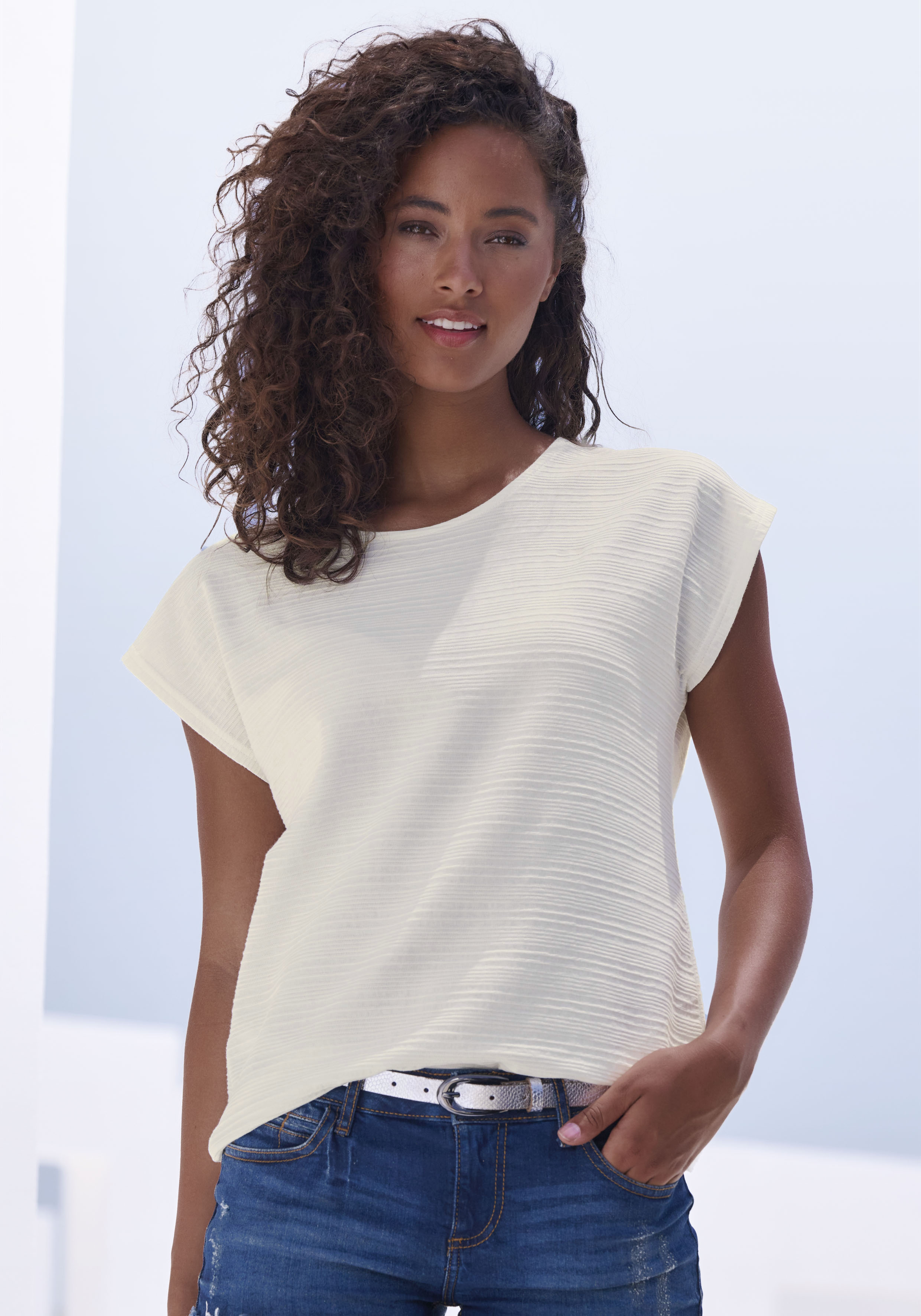 Vivance Kurzarmshirt "mit modischer Streifenstruktur" aus Baumwoll-Qualität