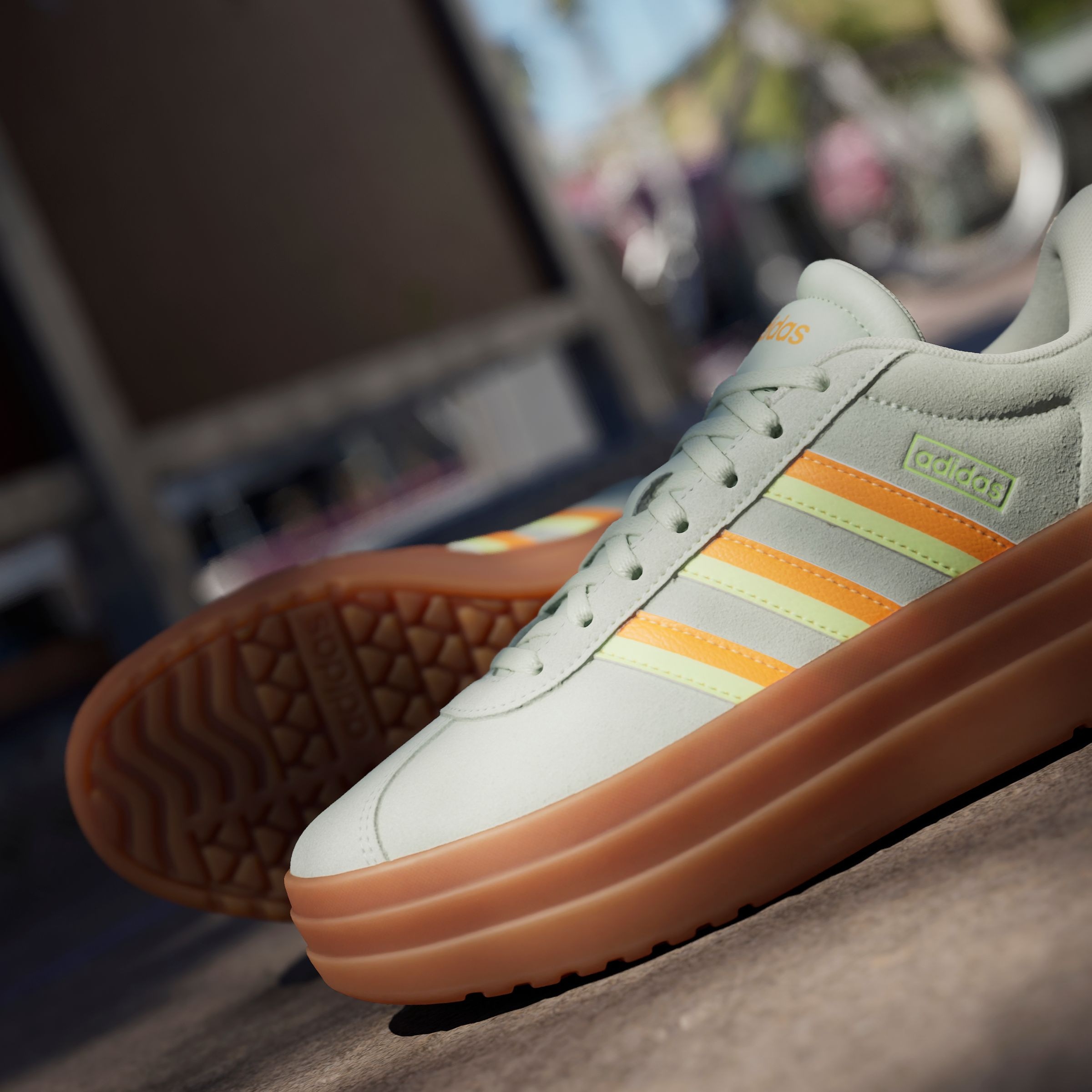 adidas Sportswear Sneaker »VL COURT BOLD«, Design auf den Spuren des adidas Gazelle Bold