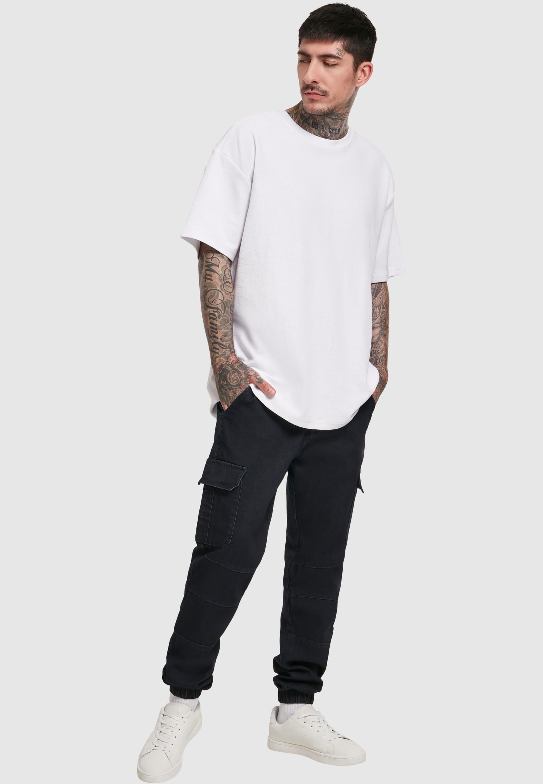 URBAN CLASSICS Stoffhose »Urban Classics Herren Cargo Jogging Jeans«, (1 tlg.)