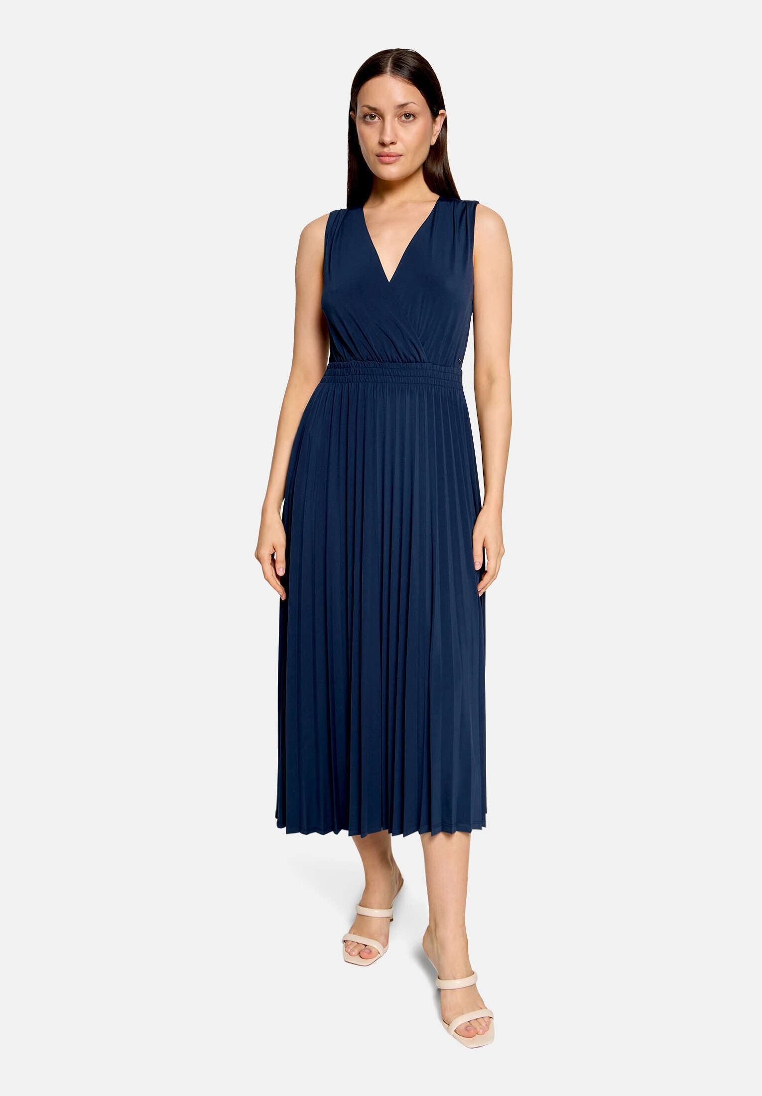 Betty&Co Plisseekleid »Damen ohne Arm« Ohne Tasche Plissee