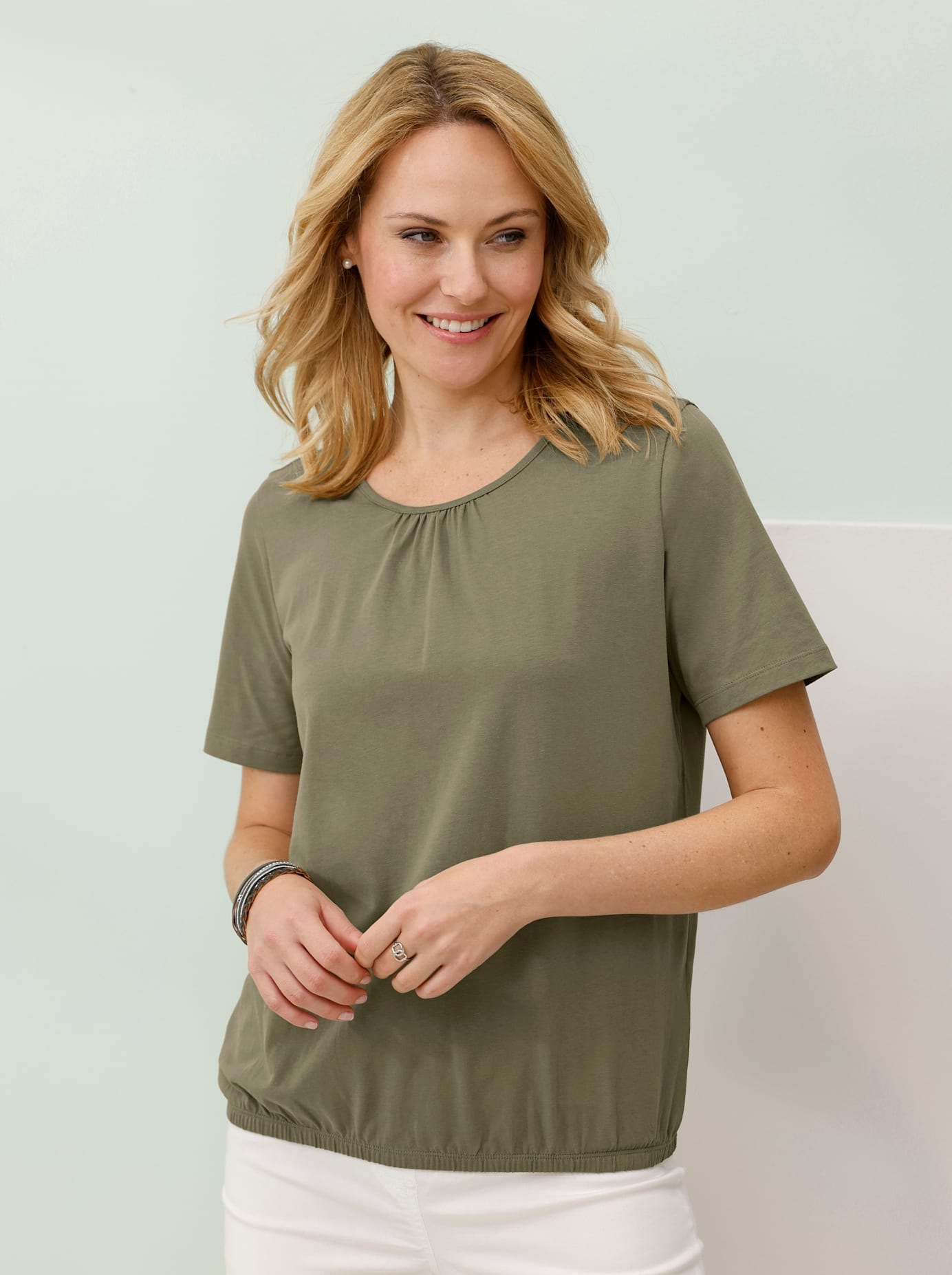 Kurzarmshirt CLASSIC BASICS "Kurzarm-Shirt", Damen, Gr. 56, khaki, 100% Baumwolle, unifarben, Rundhals, Shirts