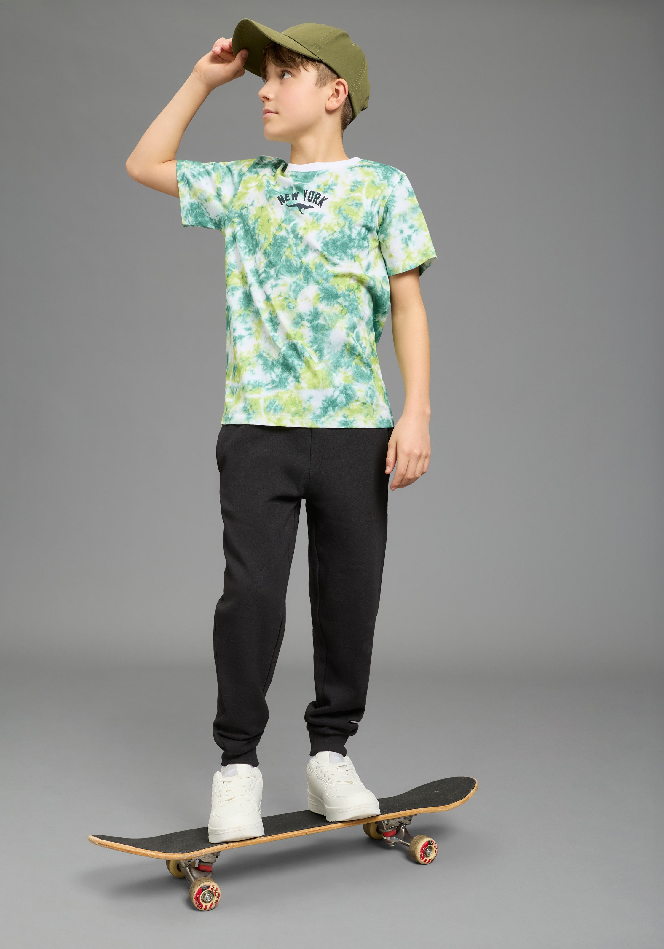 KangaROOS T-Shirt »Kangaroos T-Shirt Batik-Optik« Basic Passform, Kurzarm, mit Batikmuster und Allover-Druck