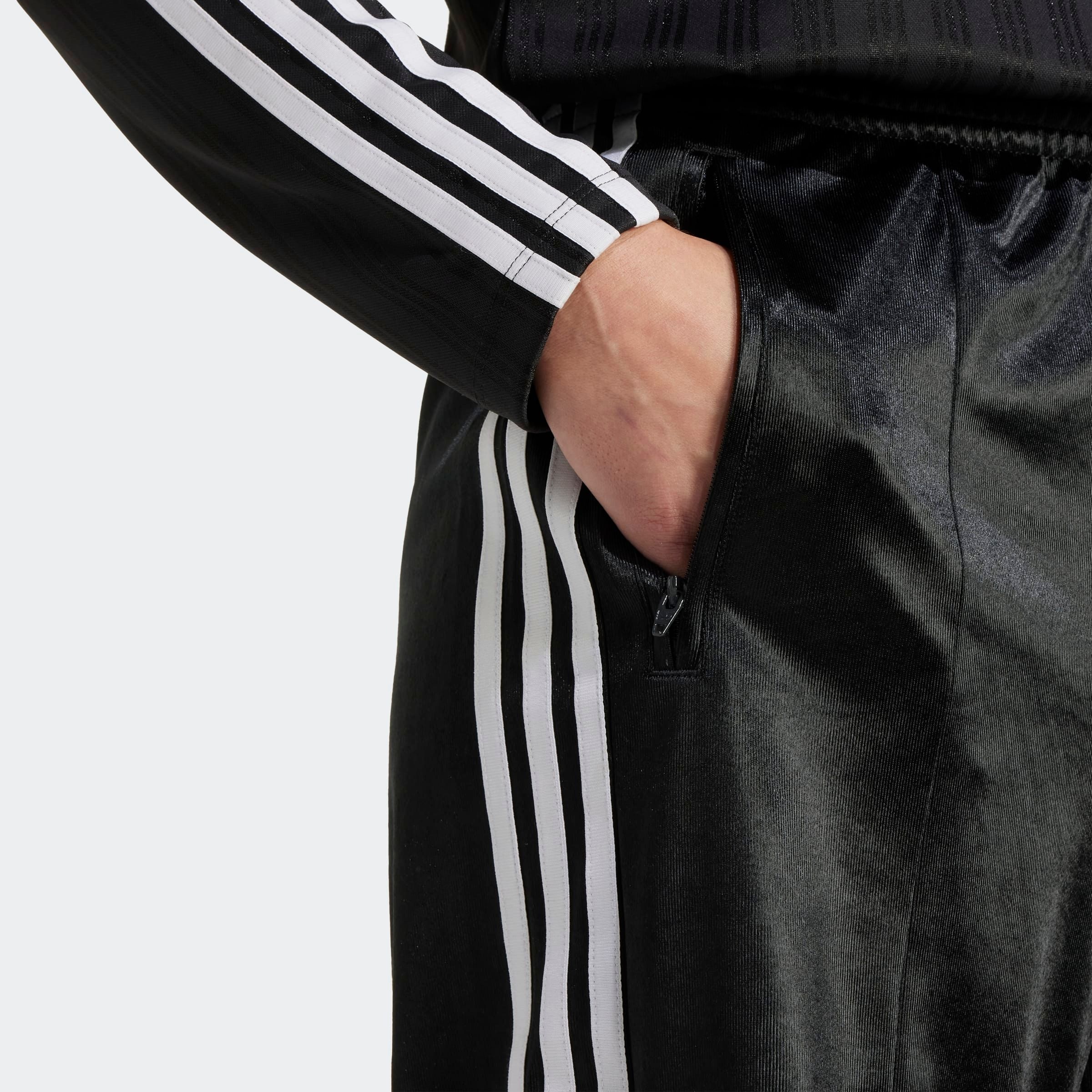 Thumbnail - adidas Originals Shorts "ADICOLOR FIREBIRD LONG"