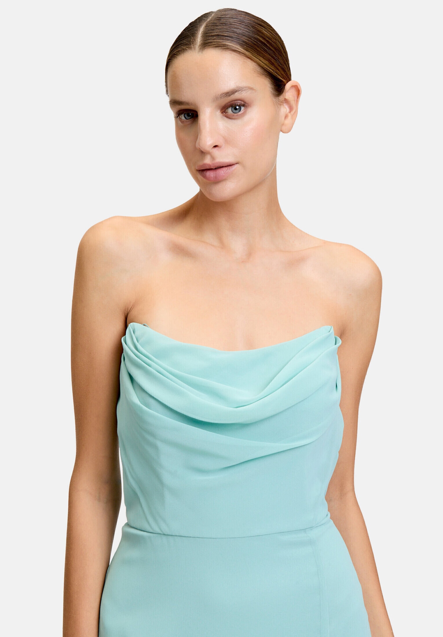 Vera Mont Abendkleid »Damen mit Wasserfallausschnitt« Ohne Tasche Schlitz