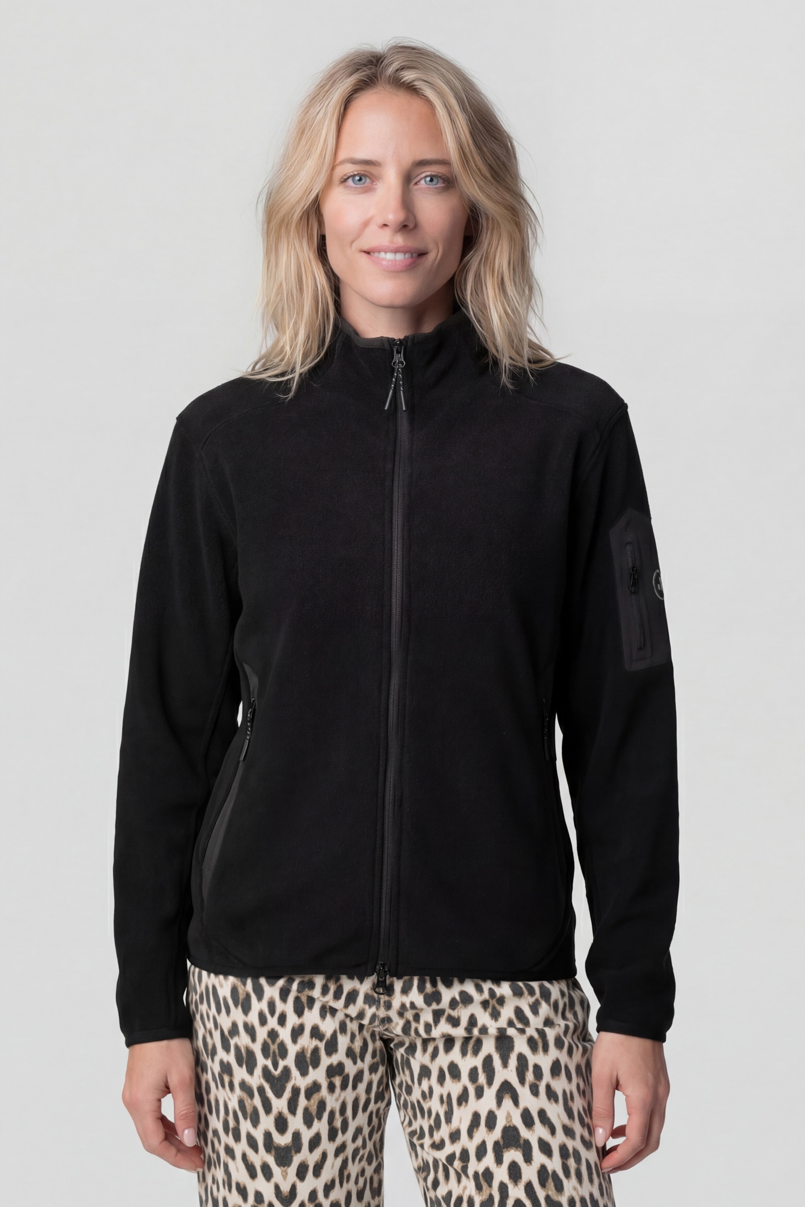Alife & Kickin Fleecejacke »Damen SagaAK F Fleecejacke, Jacke« mit Rei§verschlusstasche am €rmel und Stehkragen