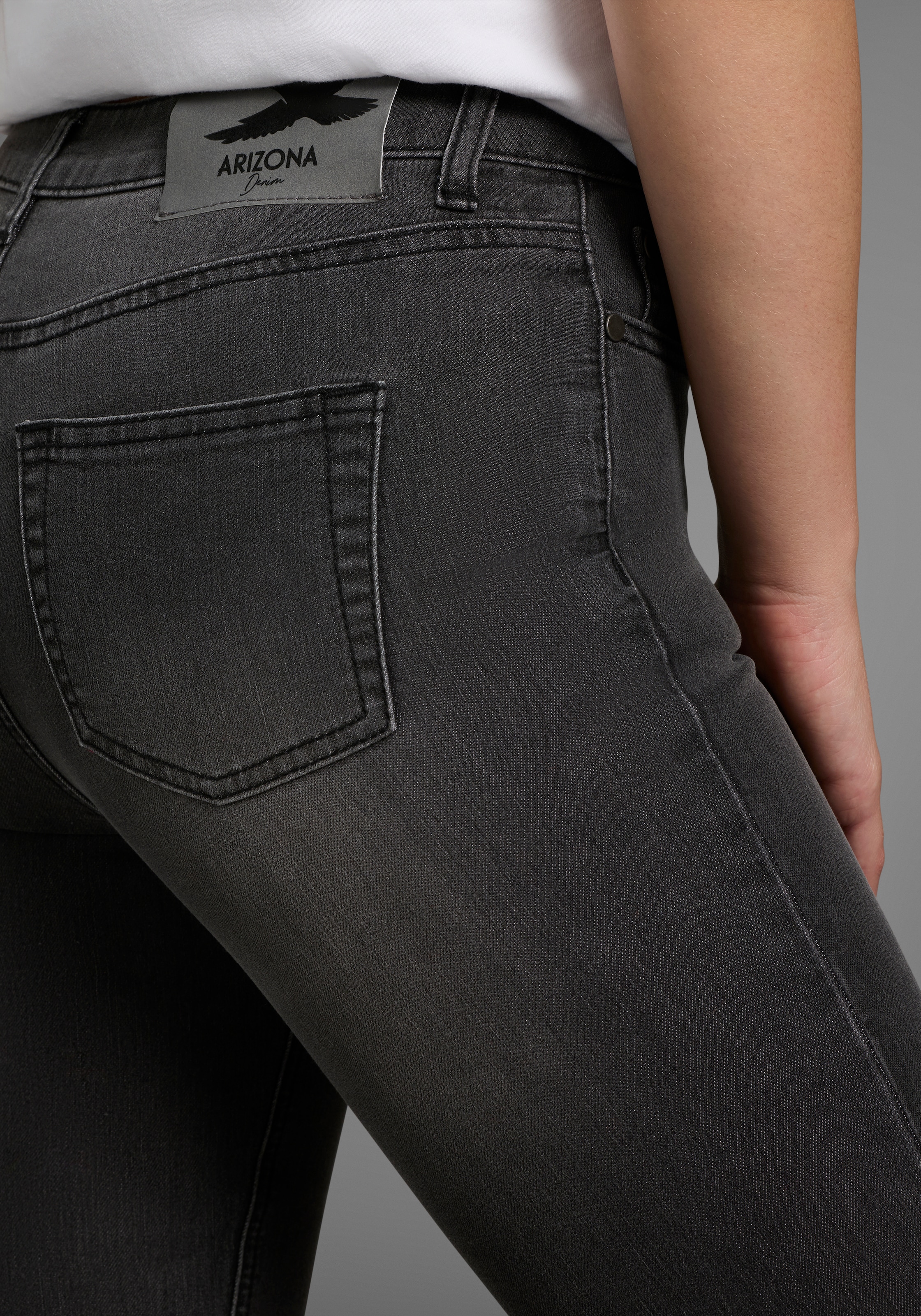 Arizona Slim-fit-Jeans »Shaping«, enge Passform, Röhrenjeans, Used-Look-Waschung, hohe Leibhöhe