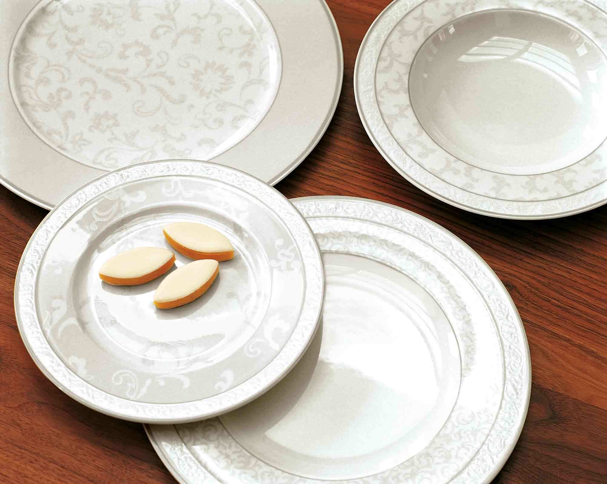 Villeroy & Boch Geschirr-Set »Kombiservice Gray Pearl 30er Set weiß« Spülmaschinengeeignet, Mikrowellengeeignet