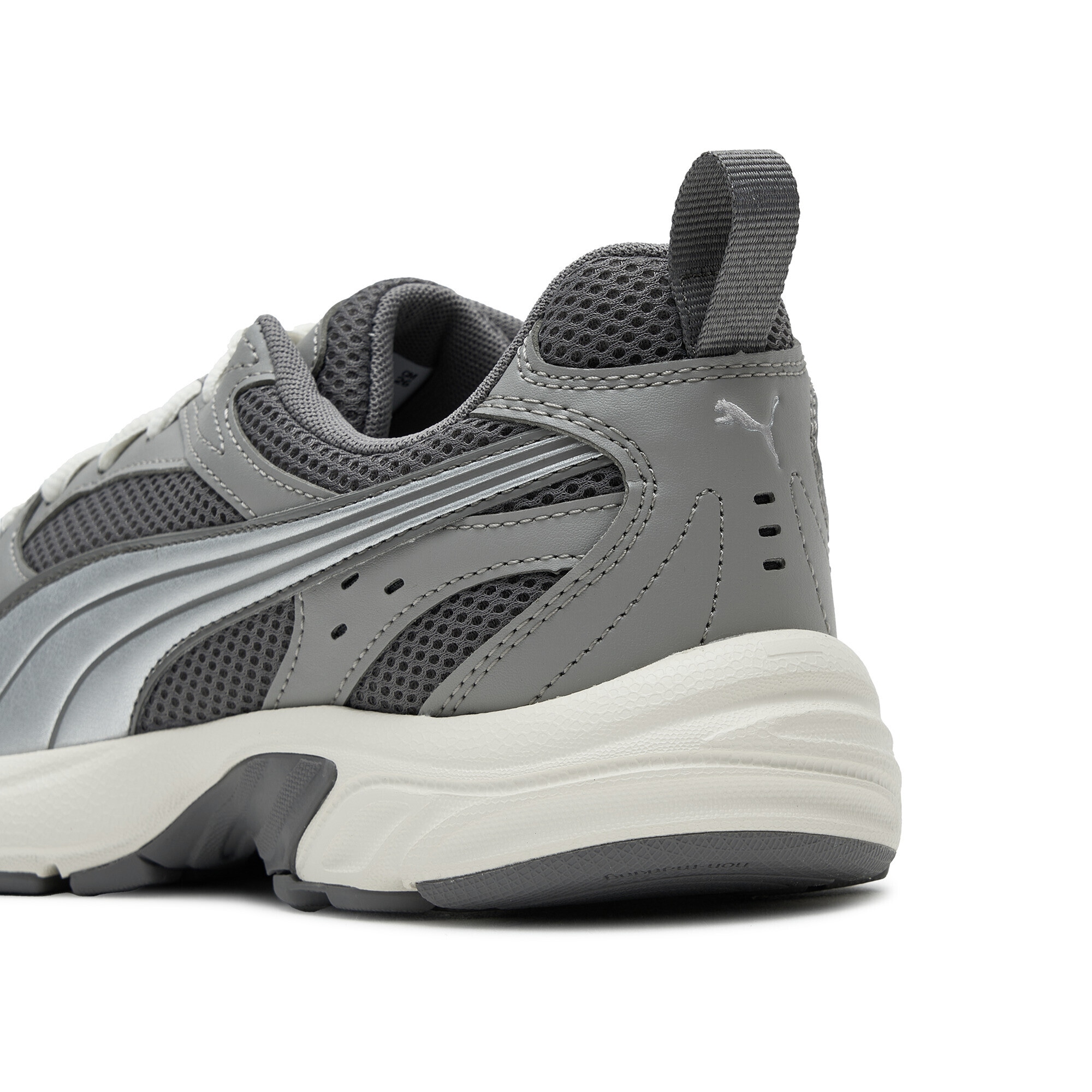 PUMA Sneaker »Milenio Tech Light Sneakers Erwachsene«