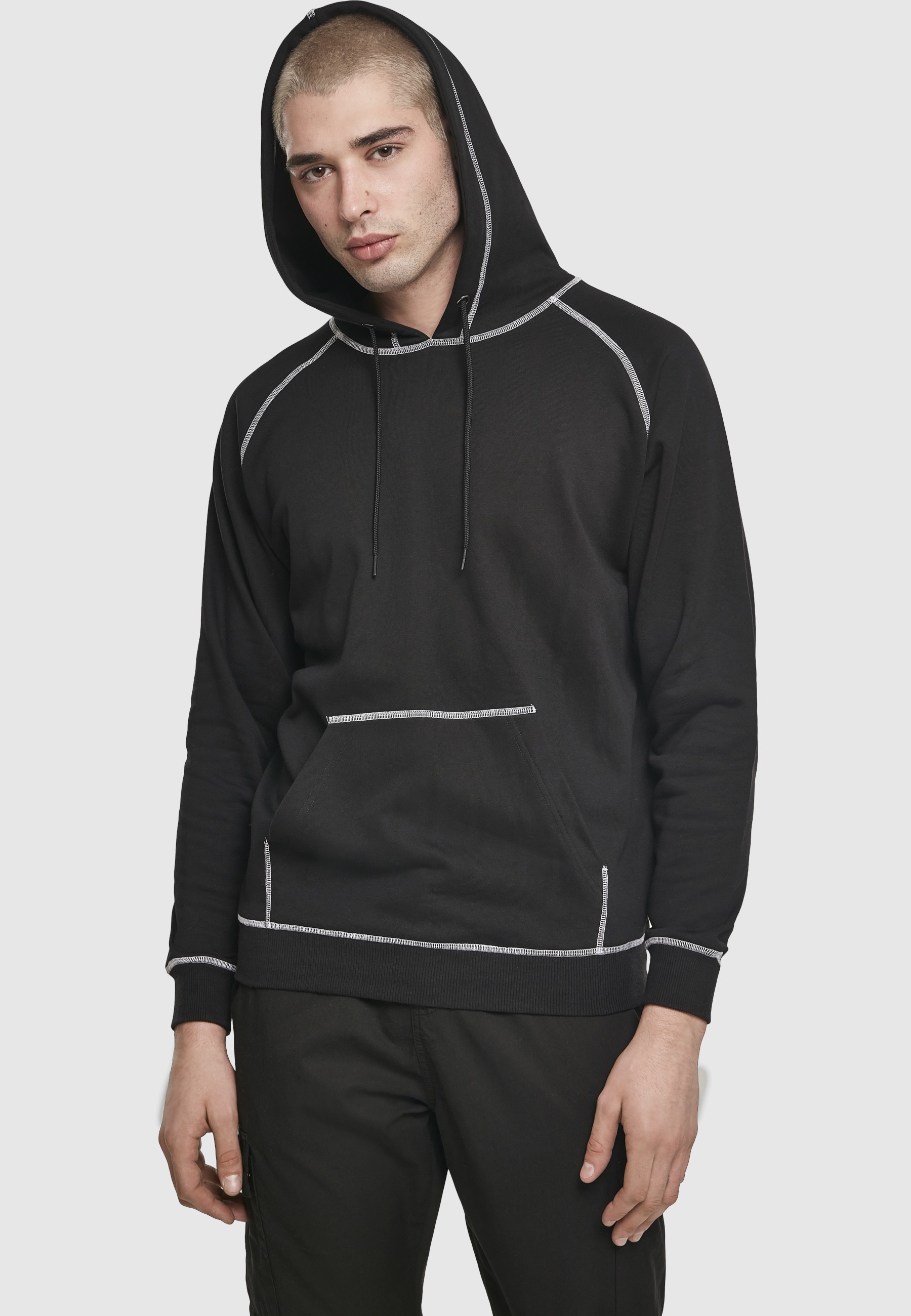 URBAN CLASSICS Rundhalspullover »Urban Classics Herren Contrast Stitching Hoody« 1 Stk.