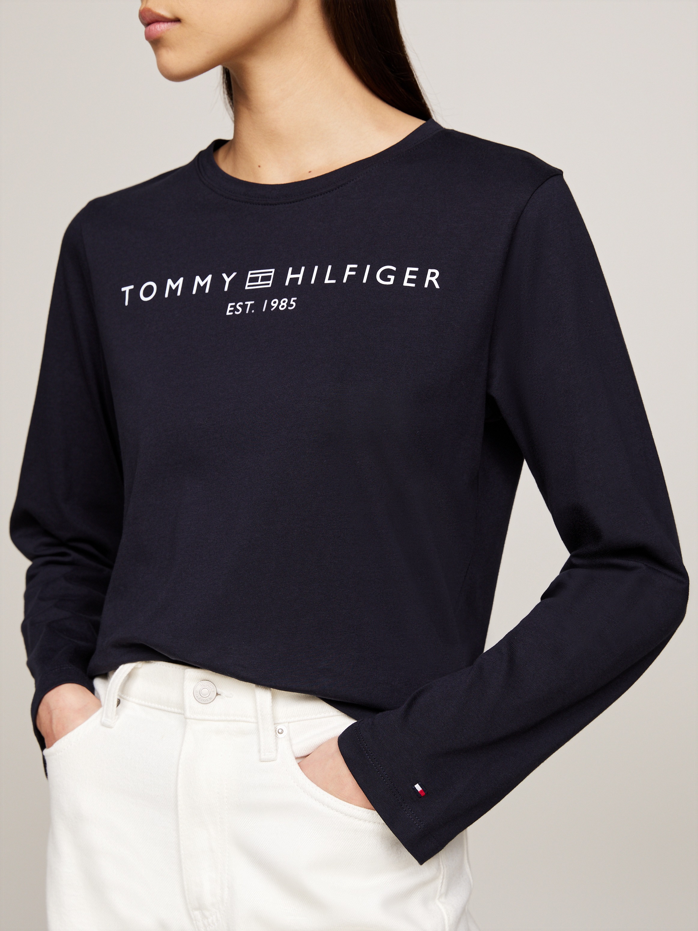 Tommy Hilfiger Langarmshirt »REG CORP LOGO C-NK LS«, mit Logoschriftzug