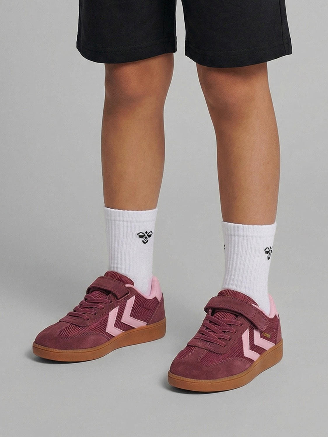 hummel Sneaker »VM78 CPH JR«  mit elastischen Schnürsenkeln, niedrige Schuhhöhe