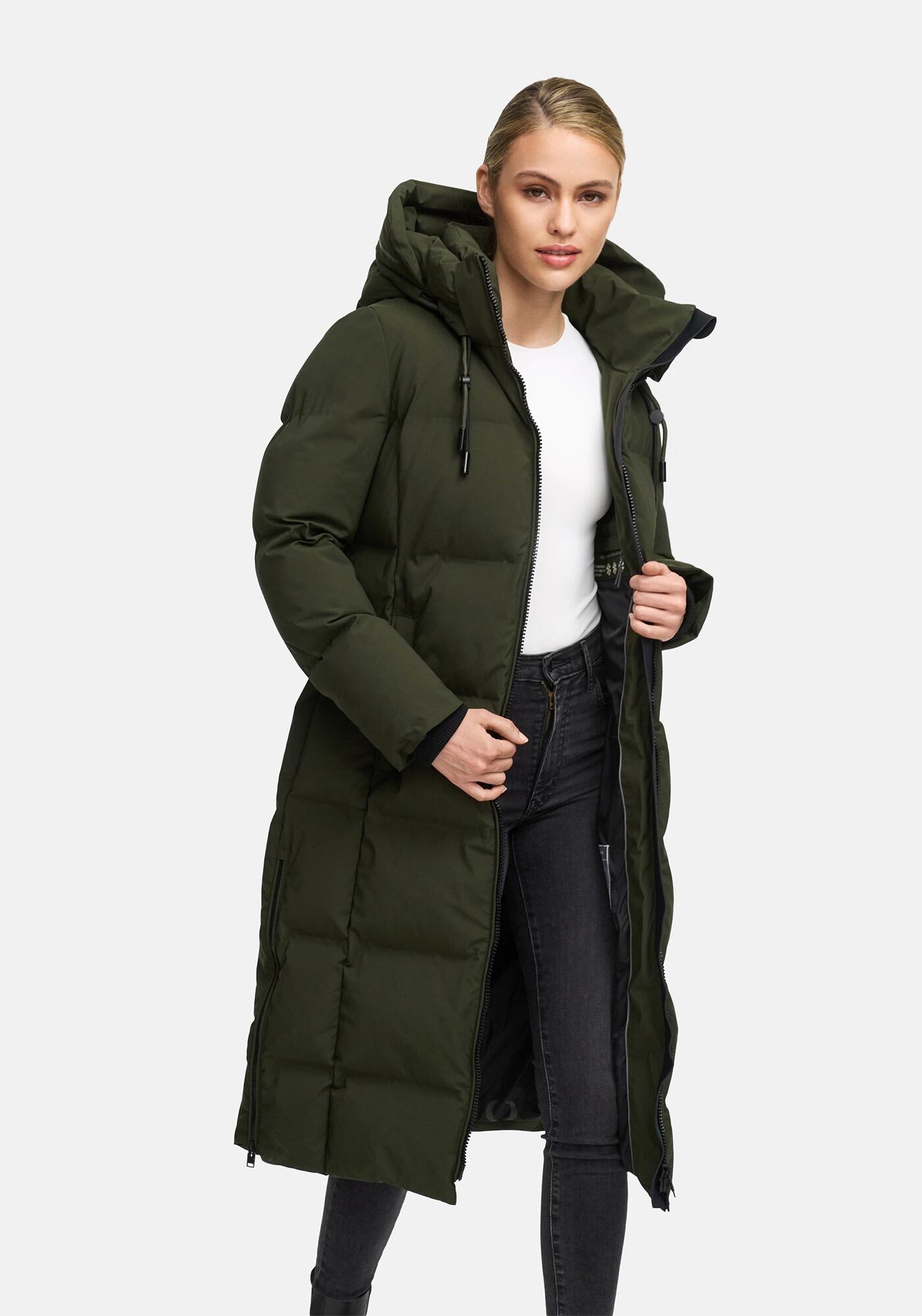 Marikoo Winterjacke »Tikoraa«, mit geschweißten Nähten und luxuriöser Kapuze