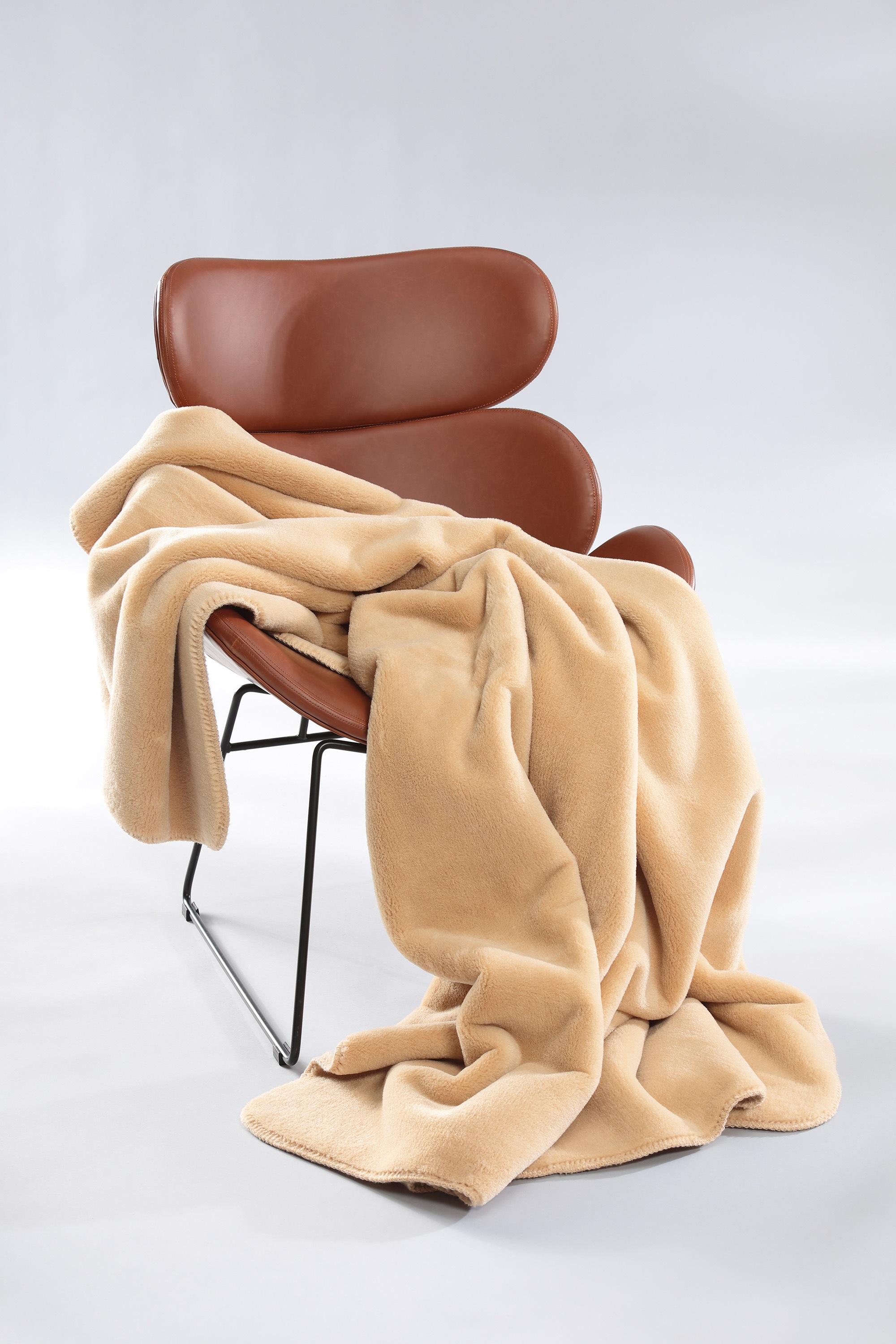 Biederlack Wohndecke »Wohndecke Wool Feel im Pelz-Look«, mit gektteltem Zierstich