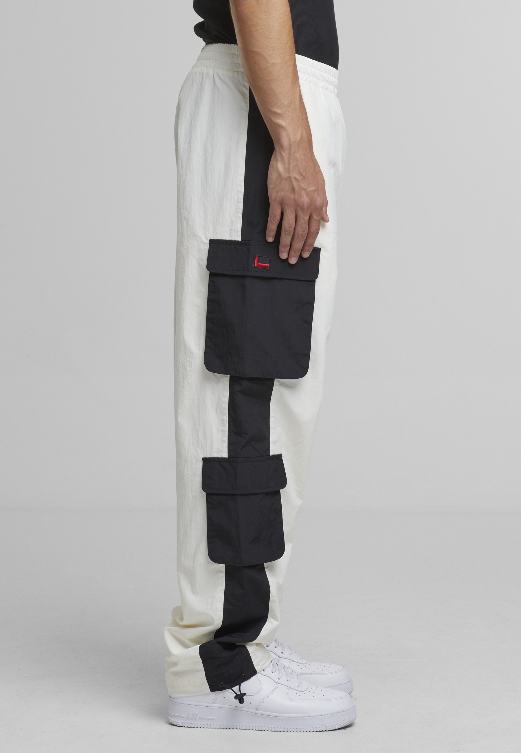 Fubu Hosenanzug »Fubu Fubu Corporate Cargo Trackpants« 
